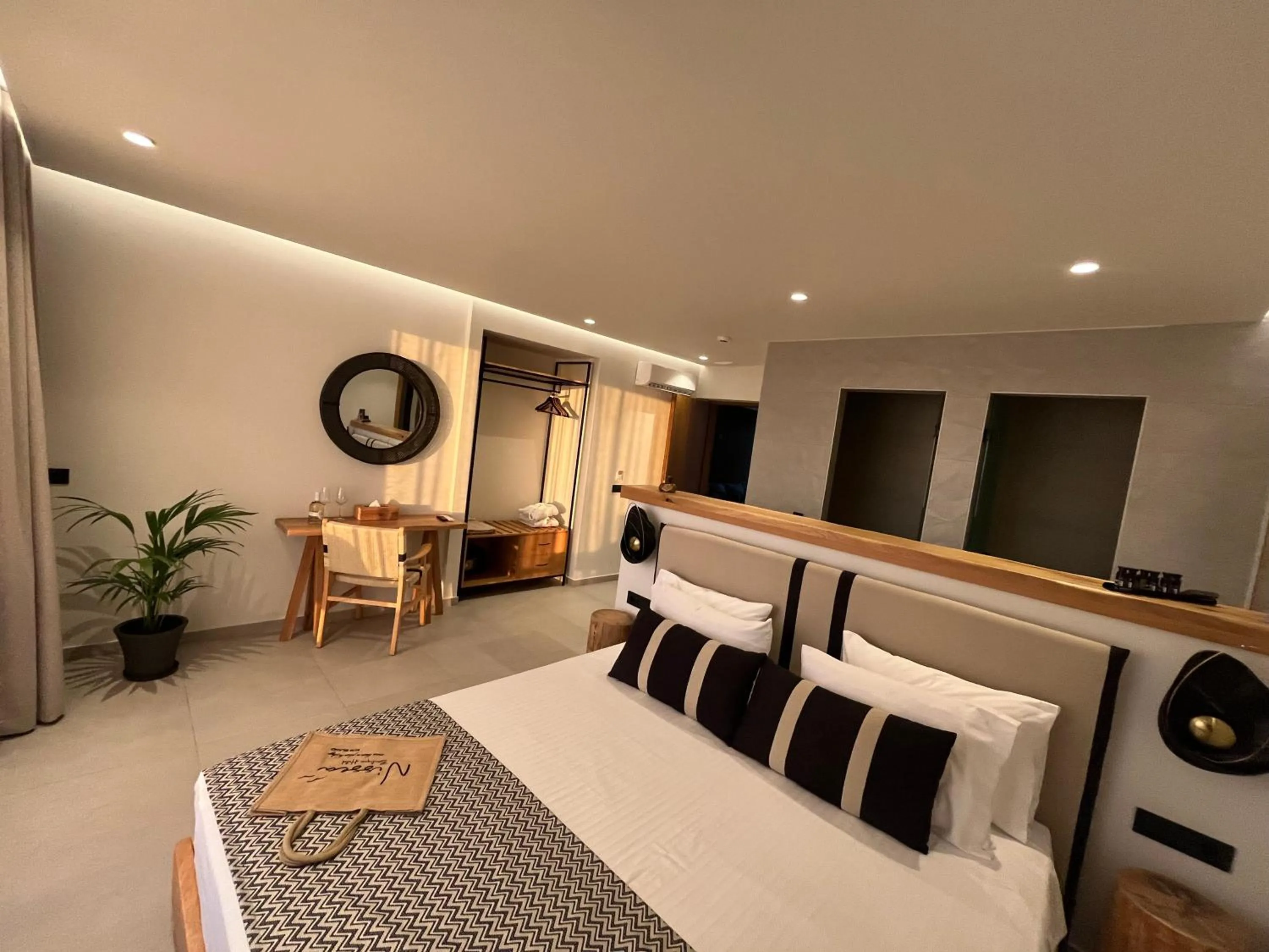 NISSEA Boutique Hotel