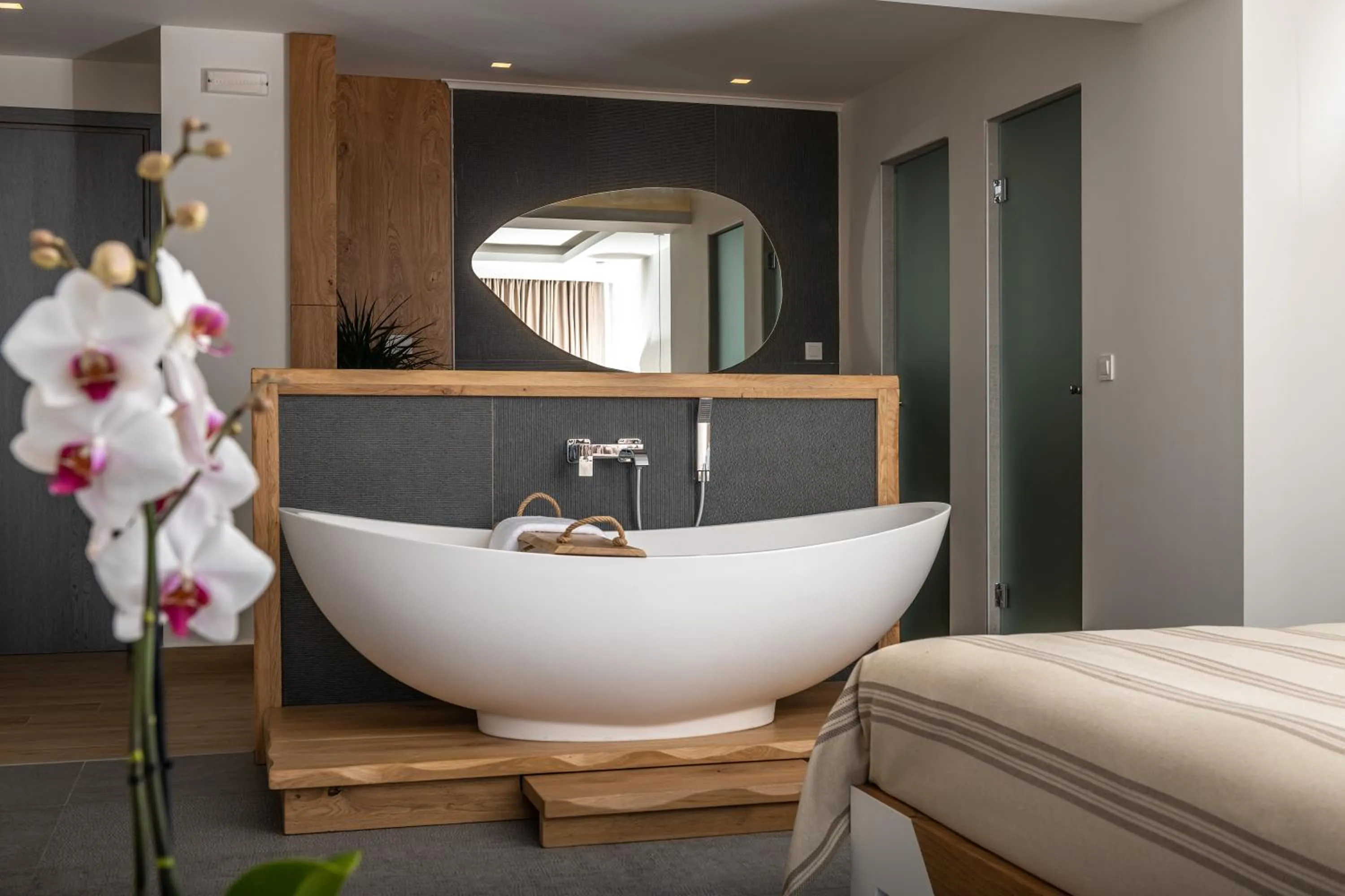 NISSEA Boutique Hotel