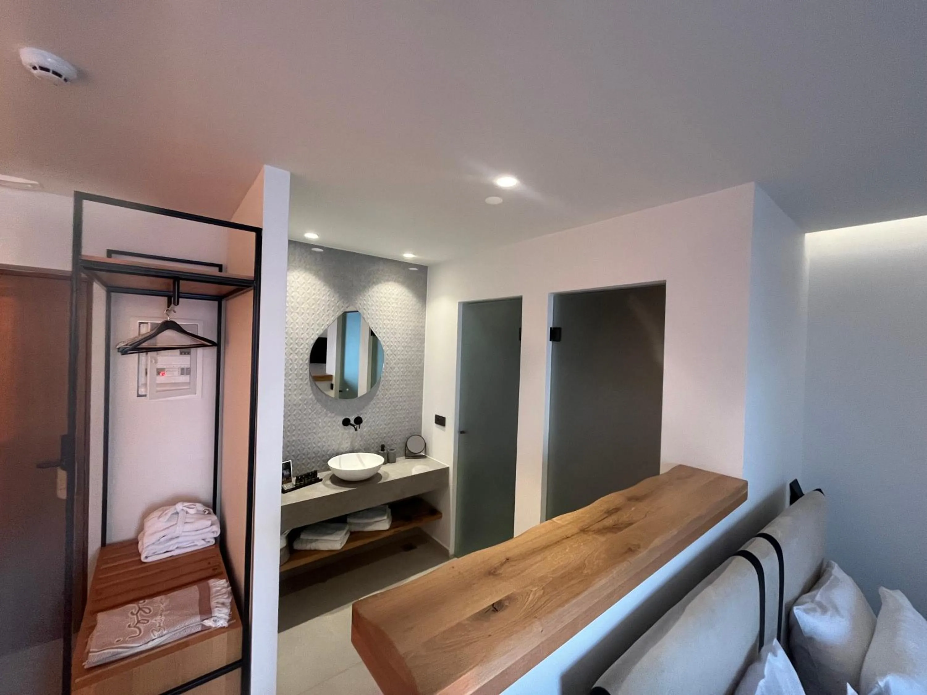 NISSEA Boutique Hotel