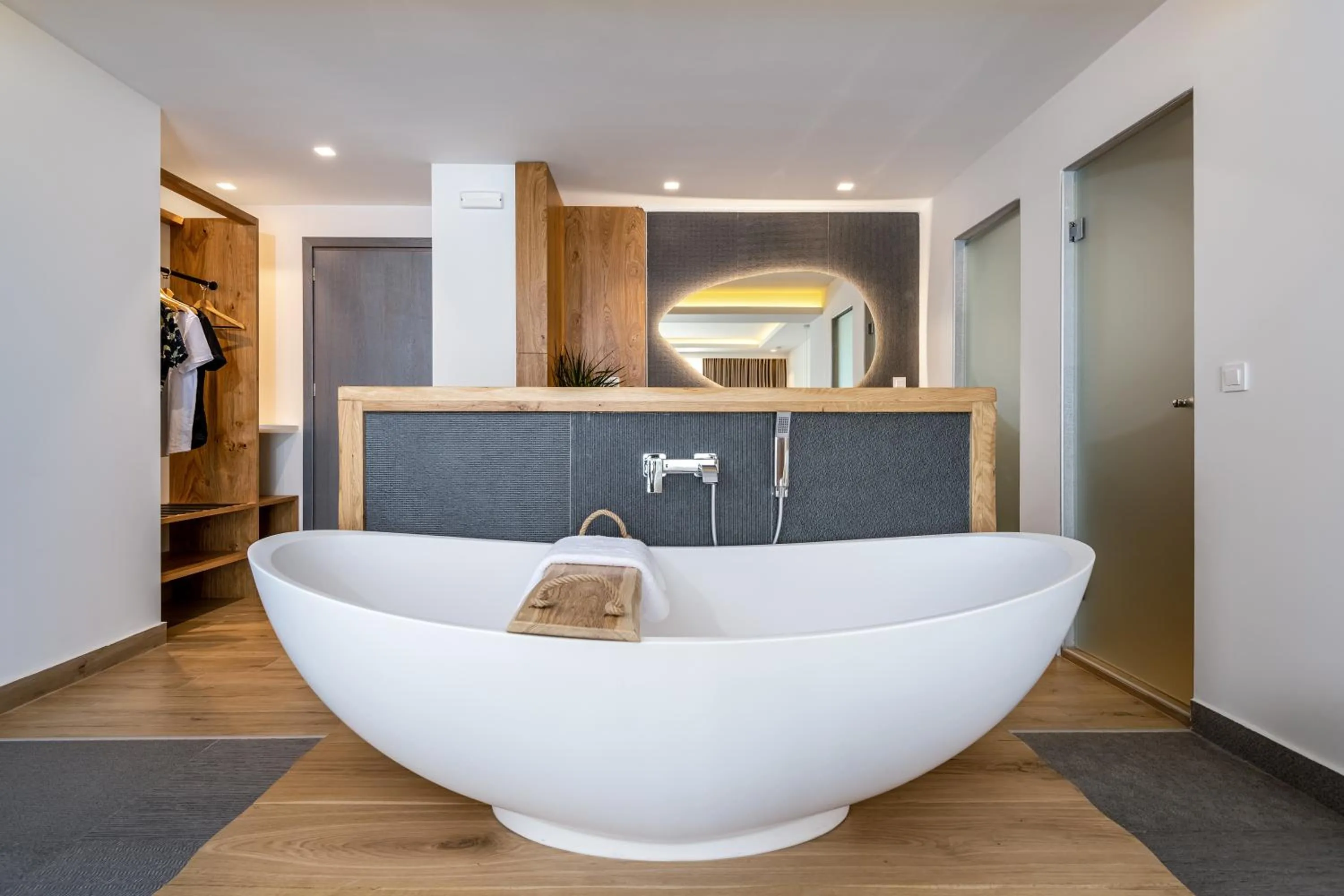 NISSEA Boutique Hotel