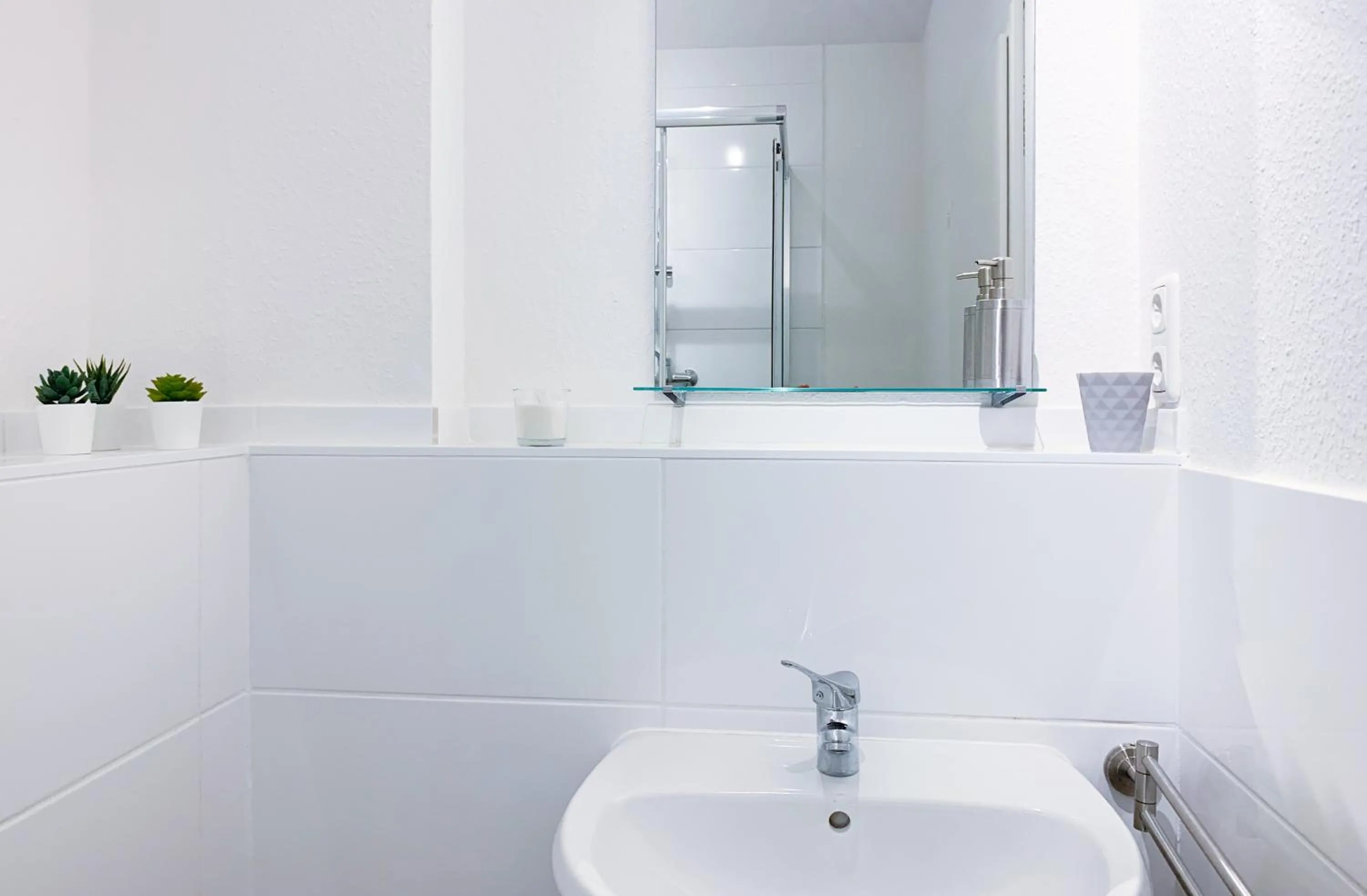 Bathroom in Relax Aachener Boardinghouse Appartements Premium 1