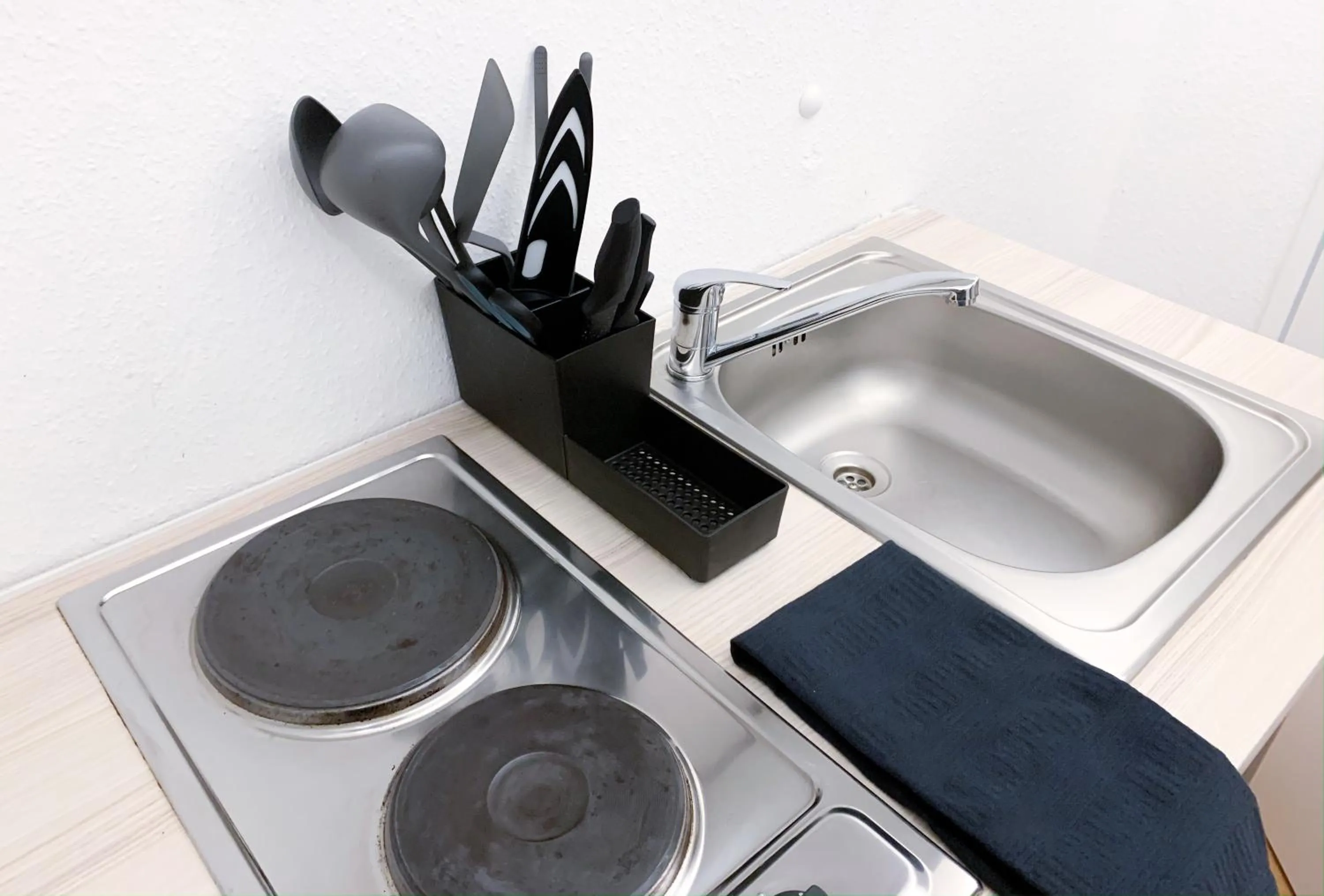 Kitchen or kitchenette in Relax Aachener Boardinghouse Appartements Premium 1