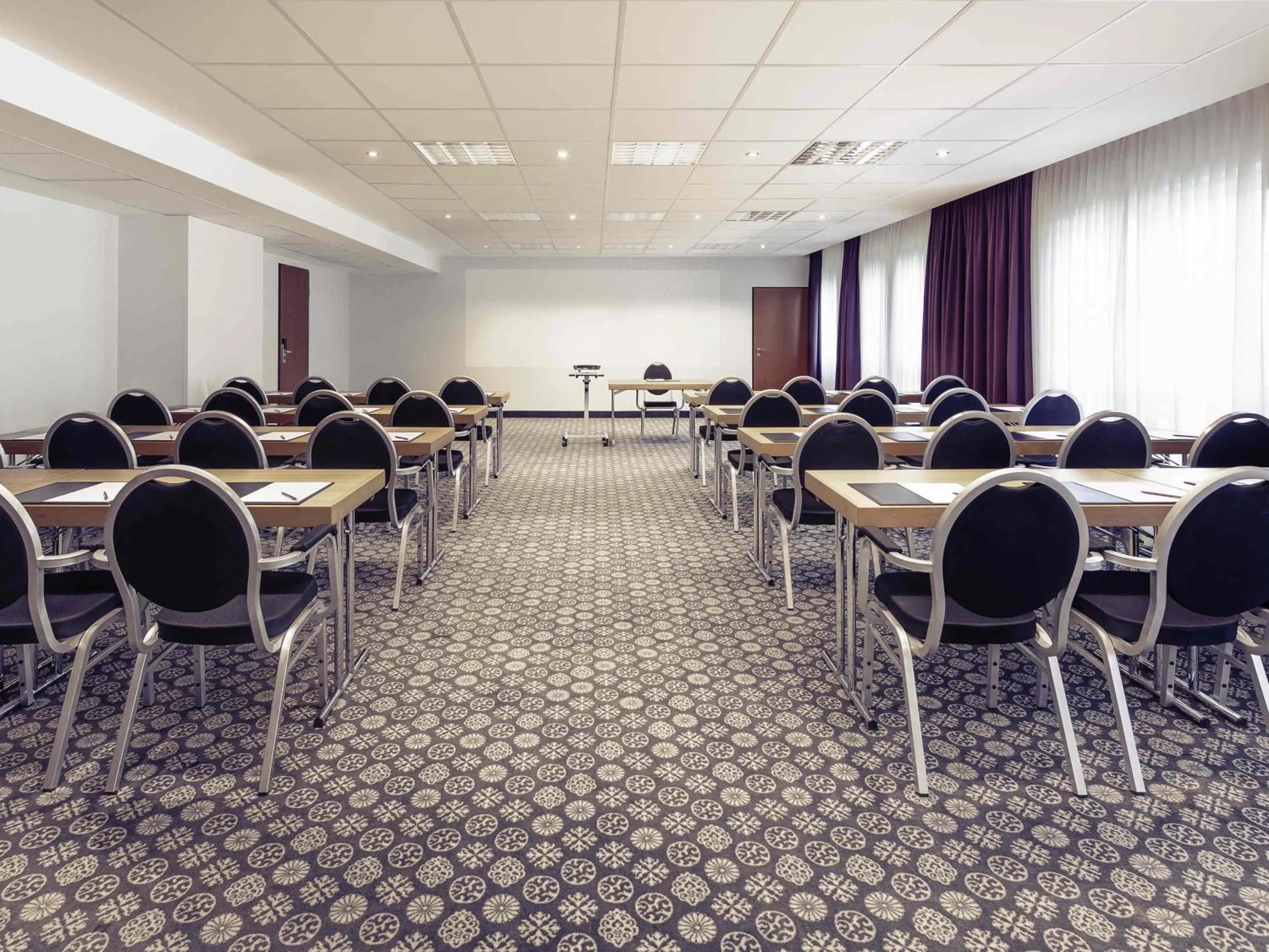 Business facilities in Mercure Kamen Unna