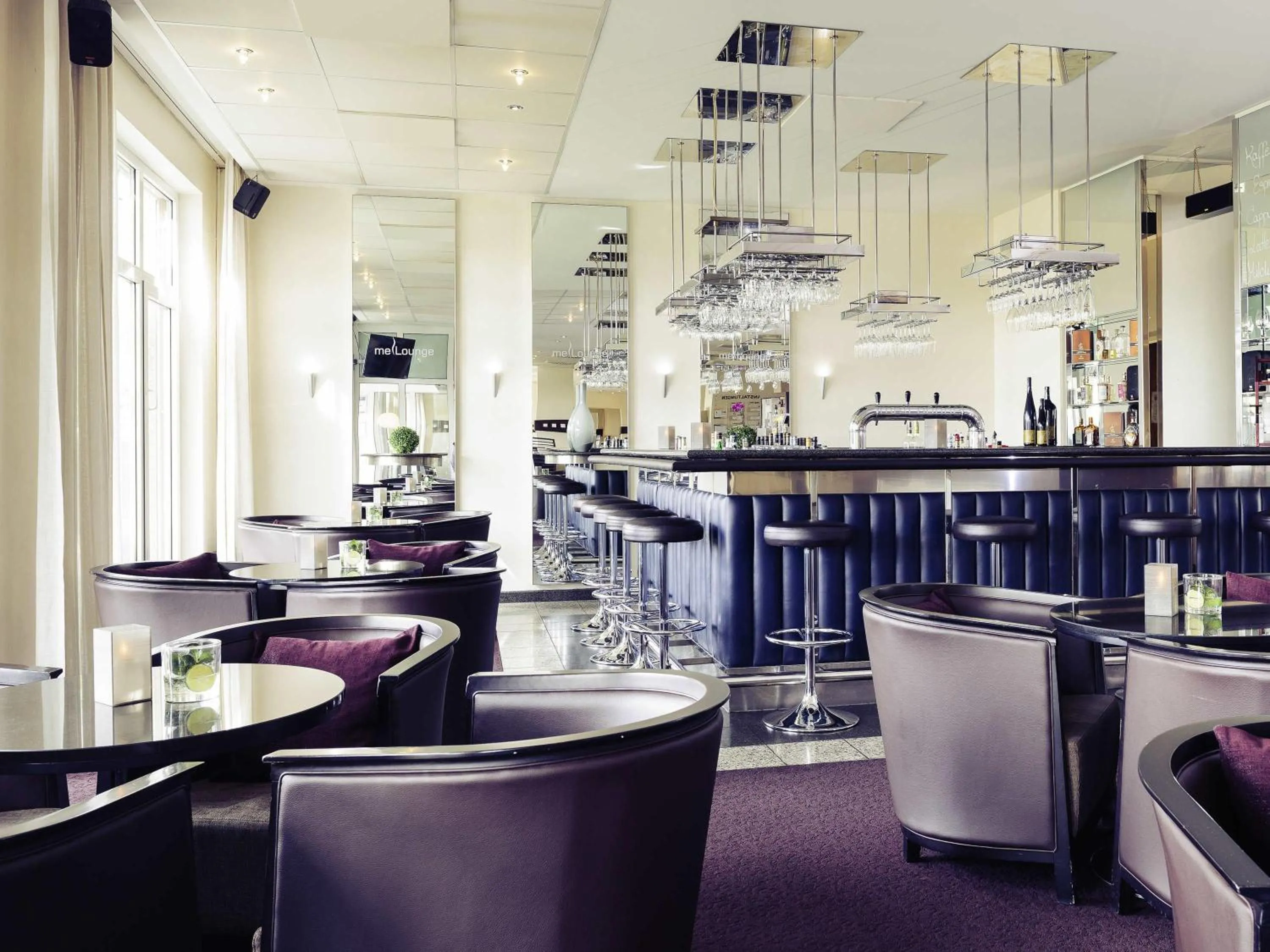 Lounge or bar in Mercure Kamen Unna