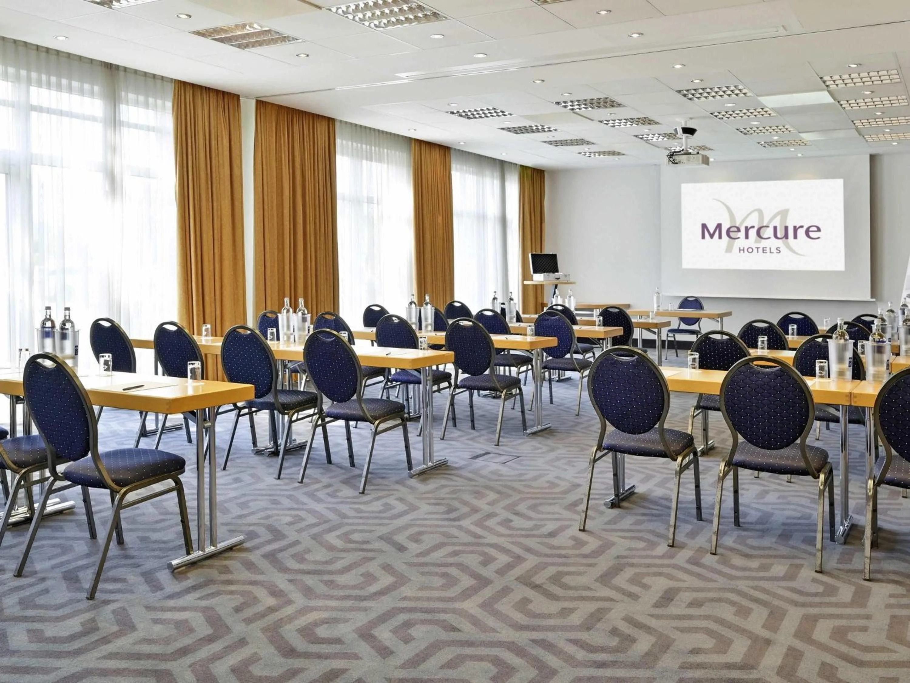 Business facilities in Mercure Kamen Unna