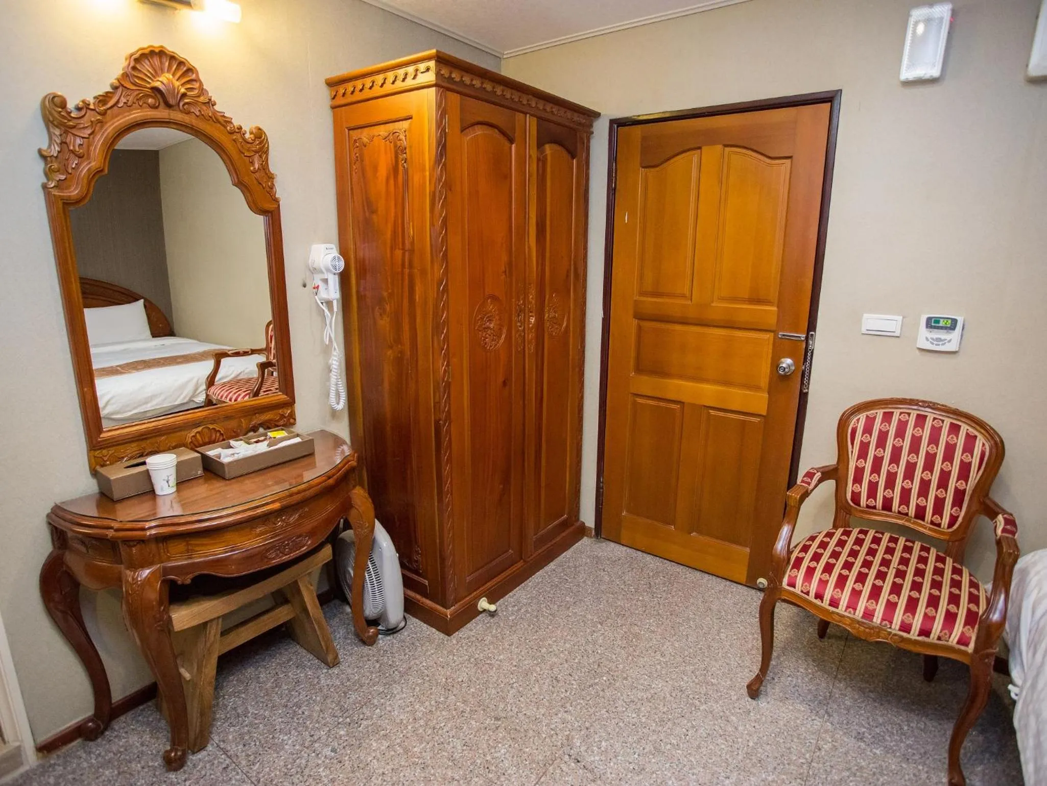 Photo of the whole room in Mei Jia Mei Hotel