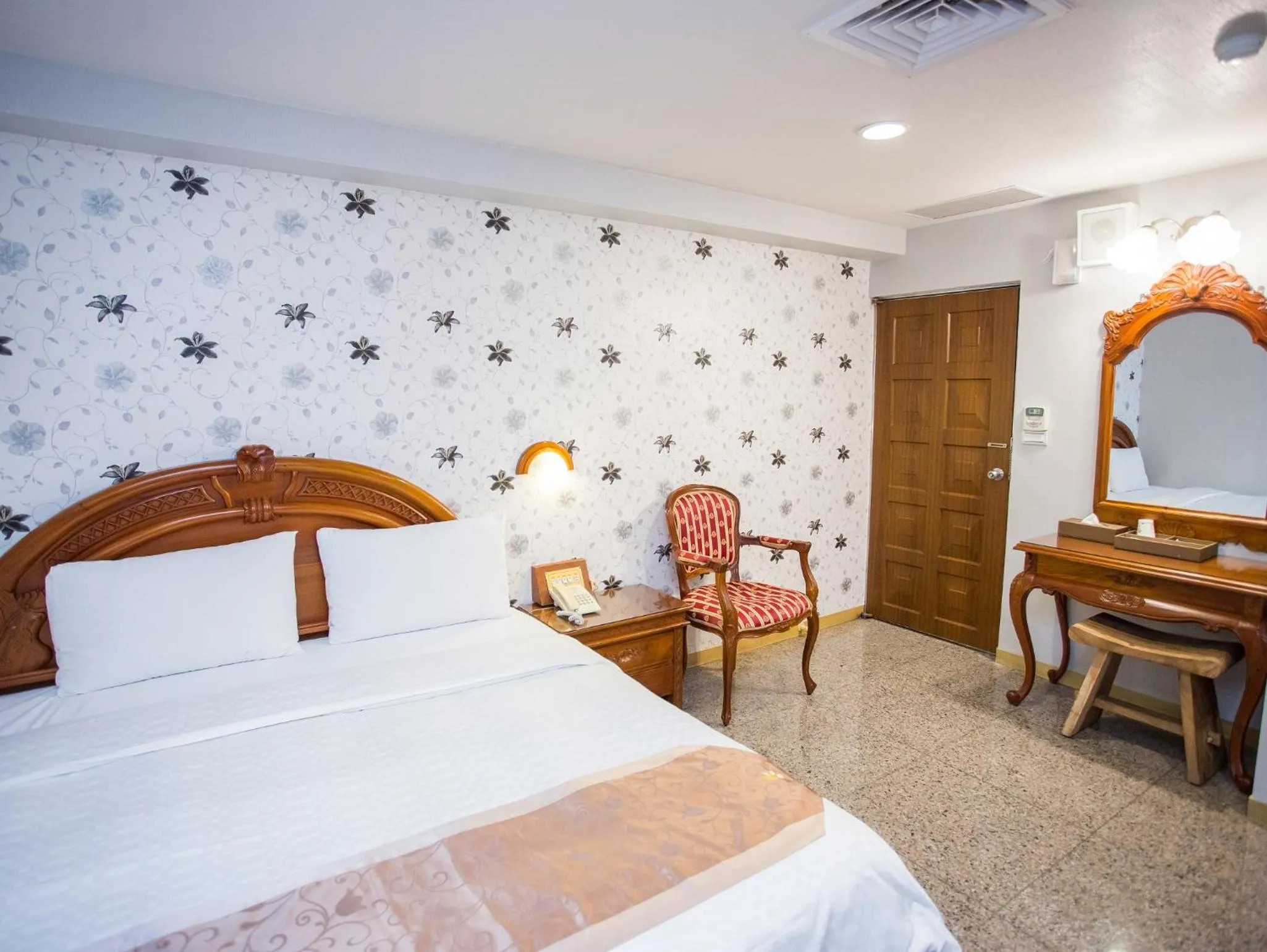 Bed in Mei Jia Mei Hotel