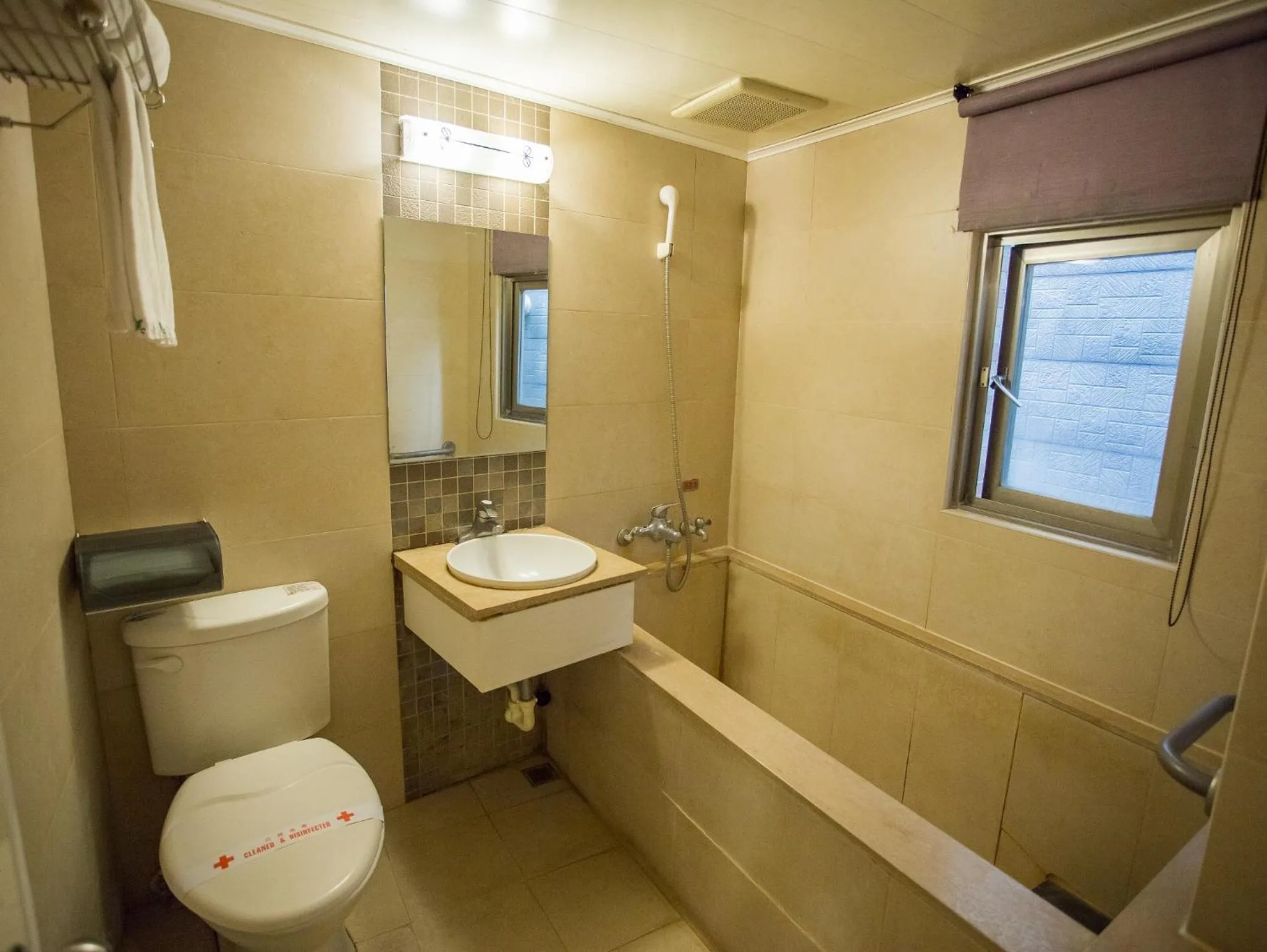 Bathroom in Mei Jia Mei Hotel