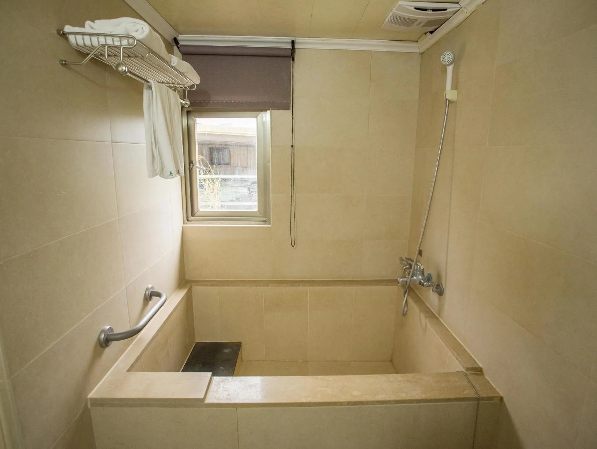 Bathroom in Mei Jia Mei Hotel