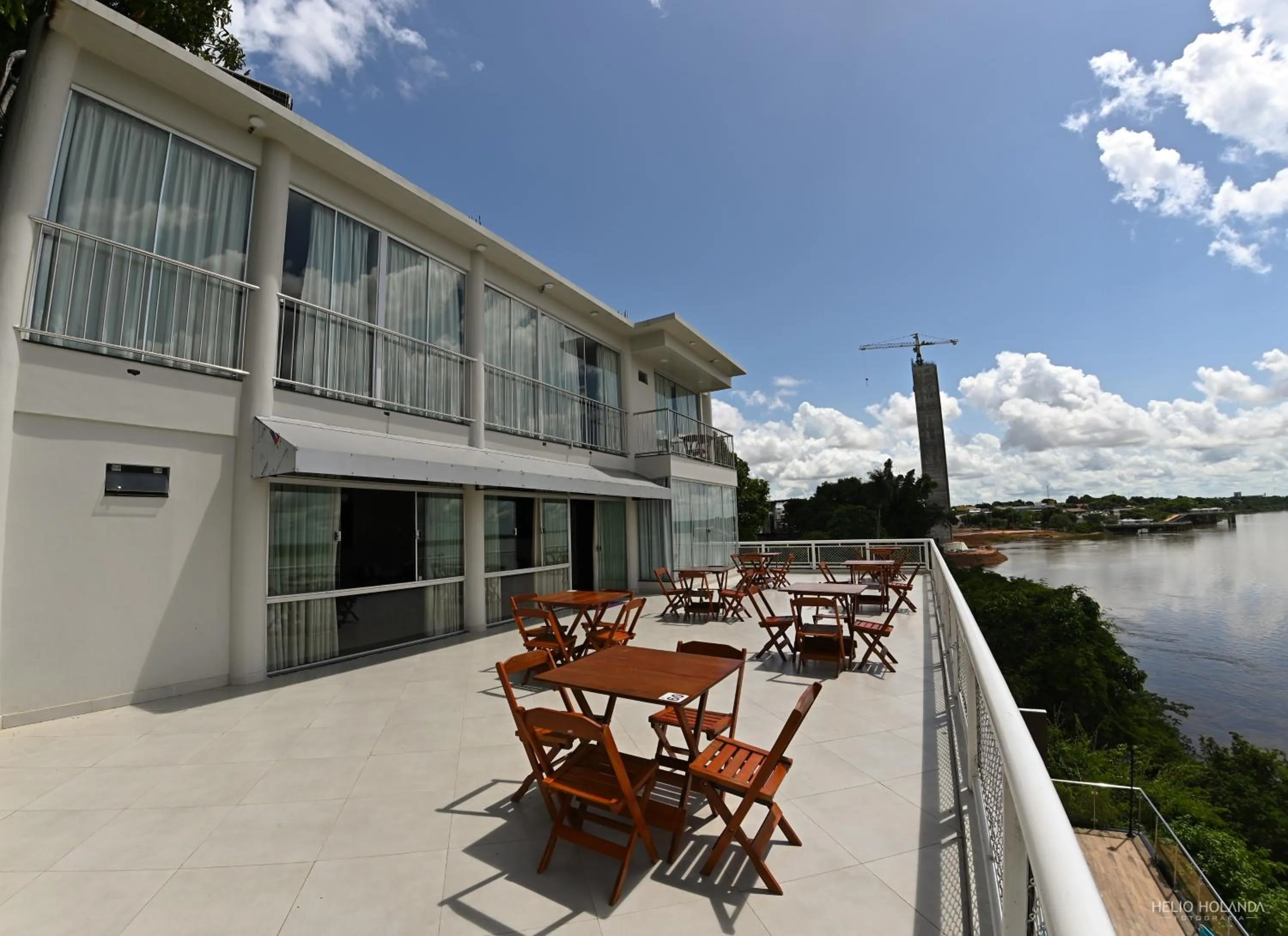 Patio in Hotel Orla do Rio Branco