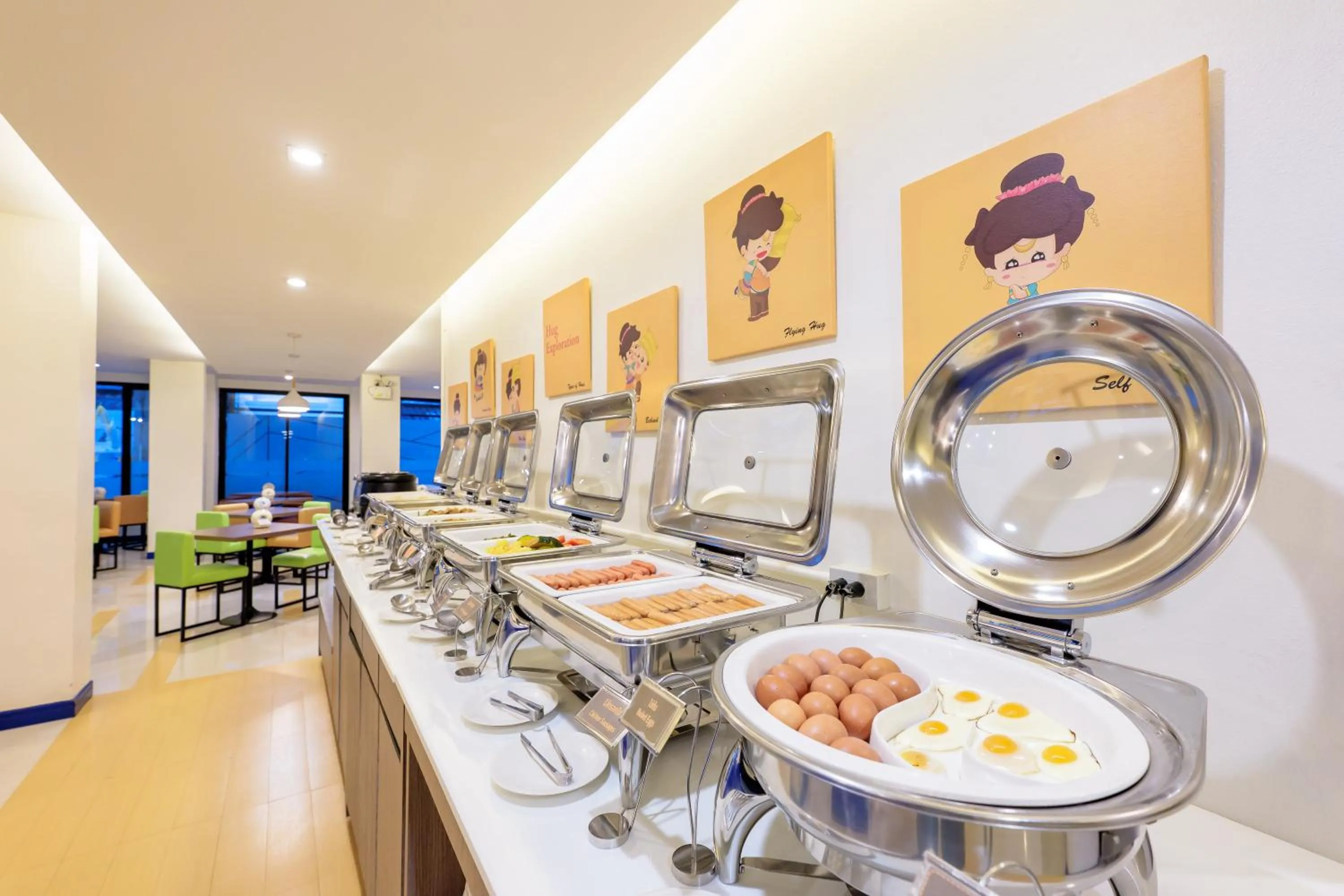 Buffet breakfast in De Hug Hotel & Residence