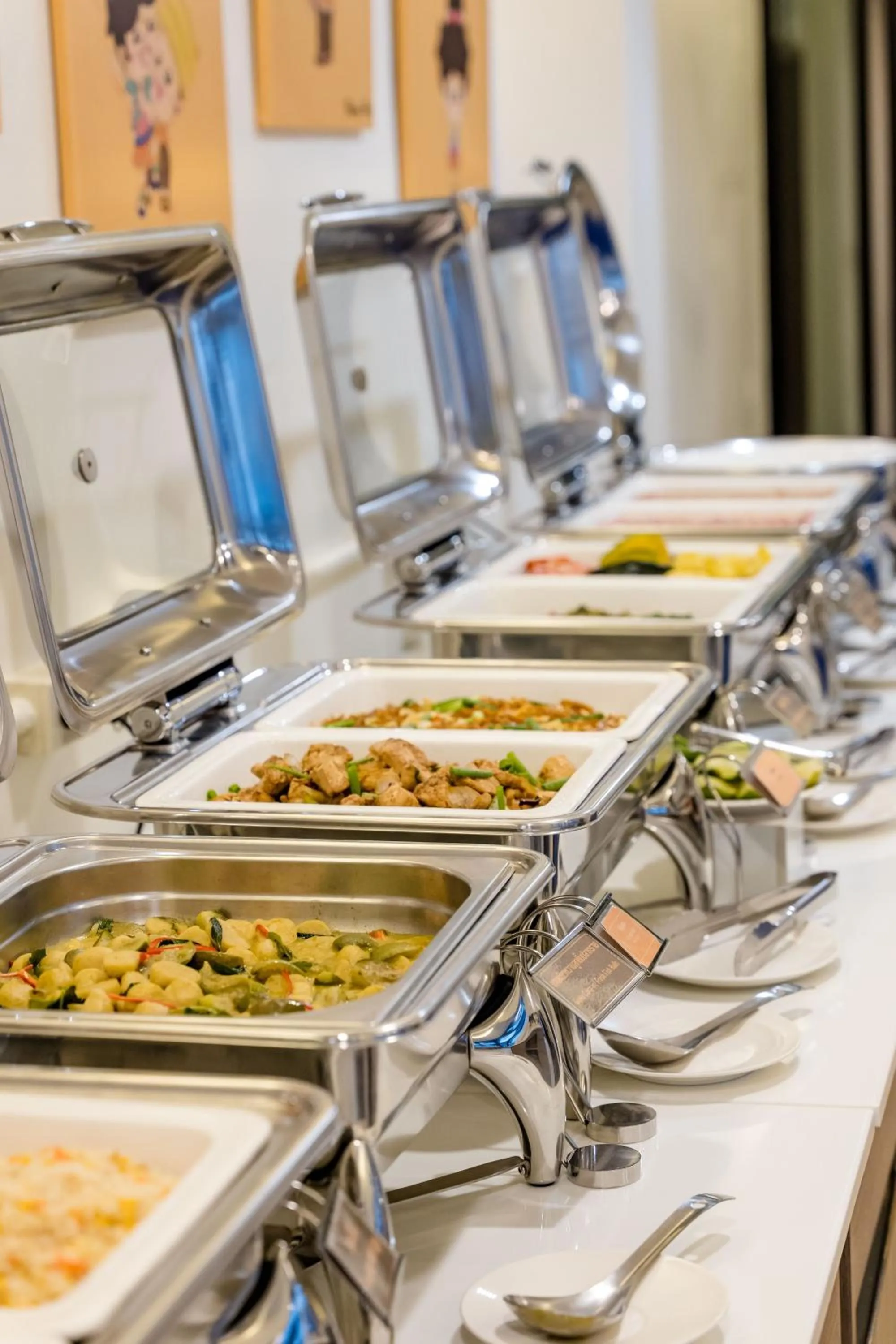 Buffet breakfast in De Hug Hotel & Residence