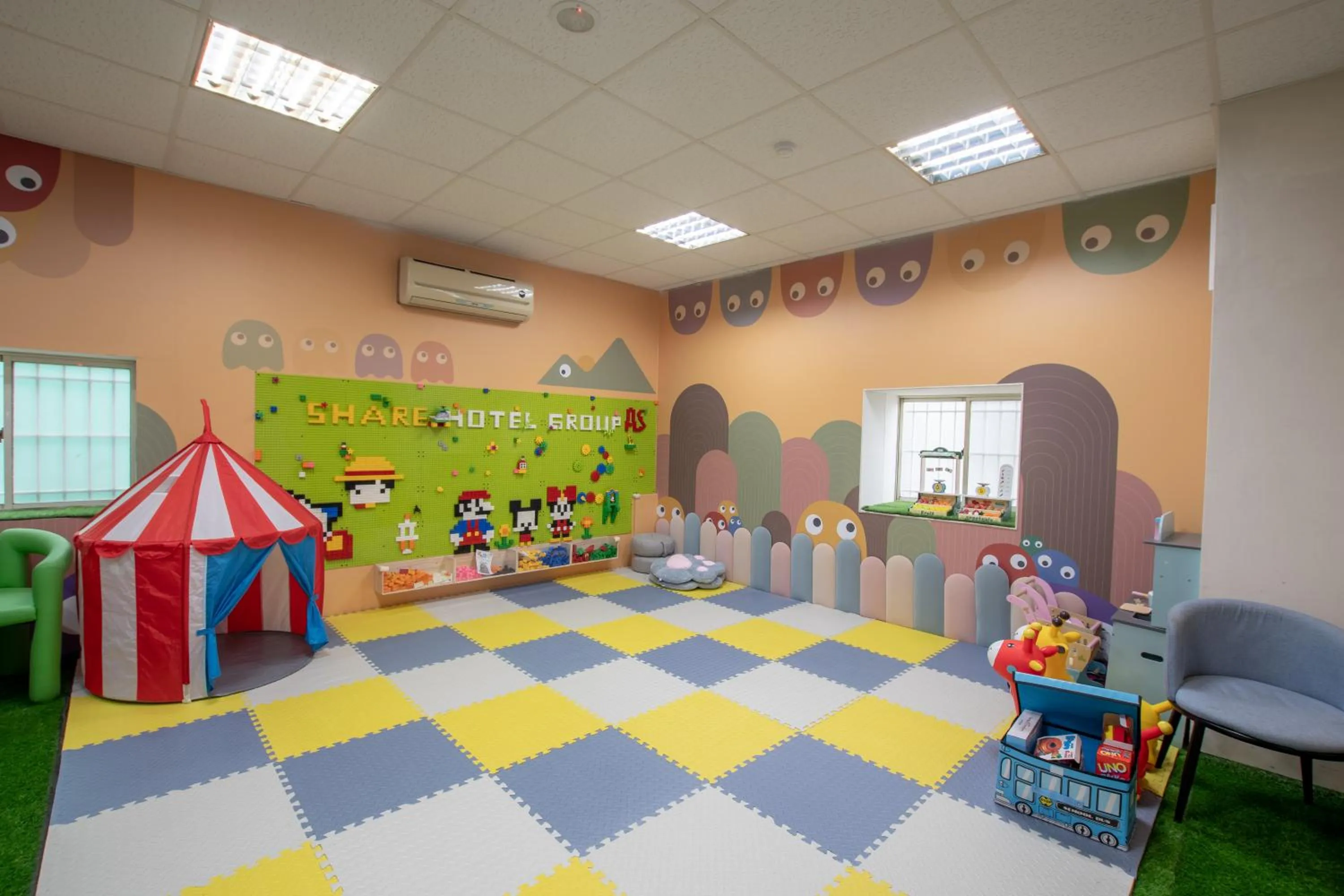 Children play ground in Ashare Hotel