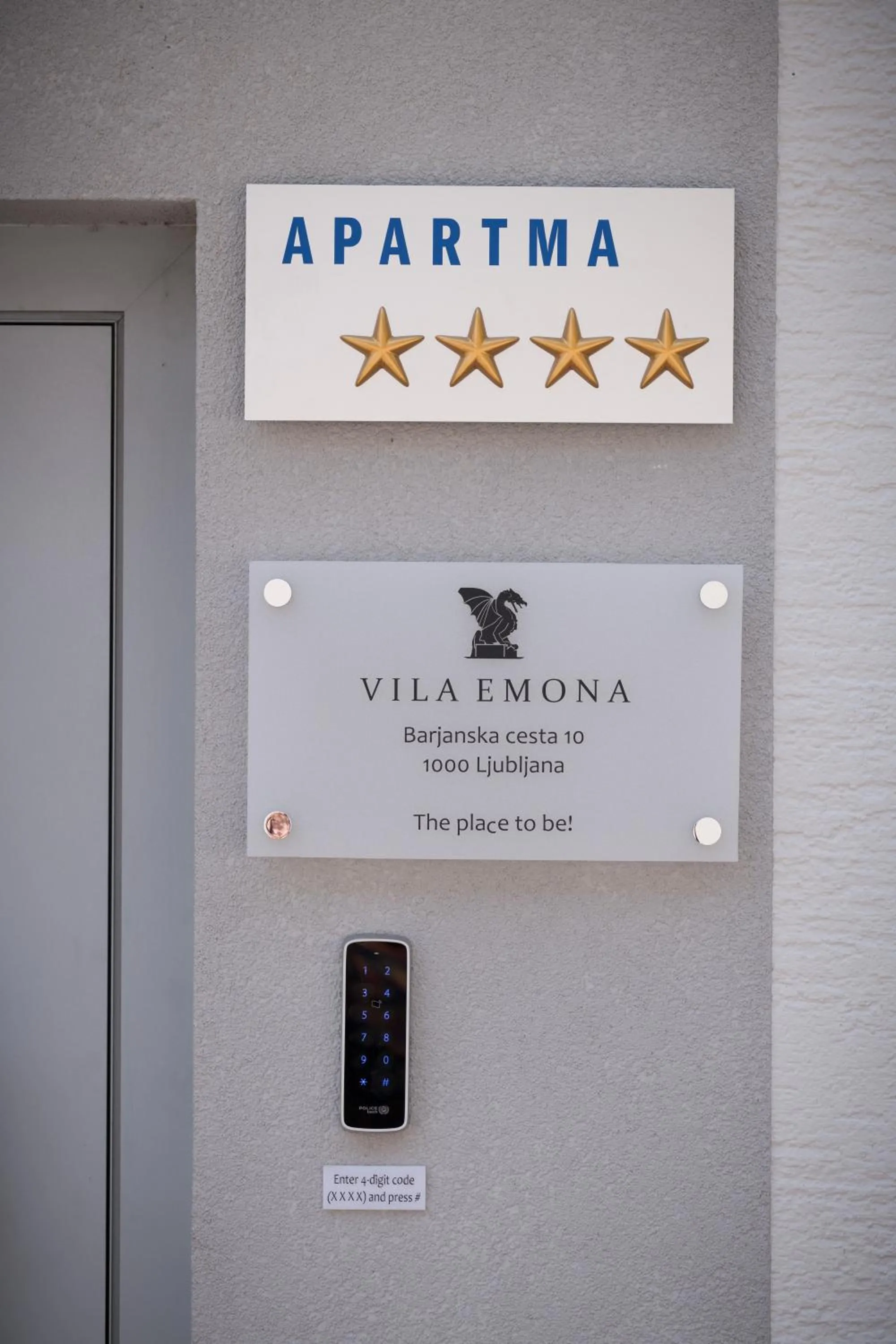 Facade/entrance in Vila Emona - Central Apartments - Free Parking