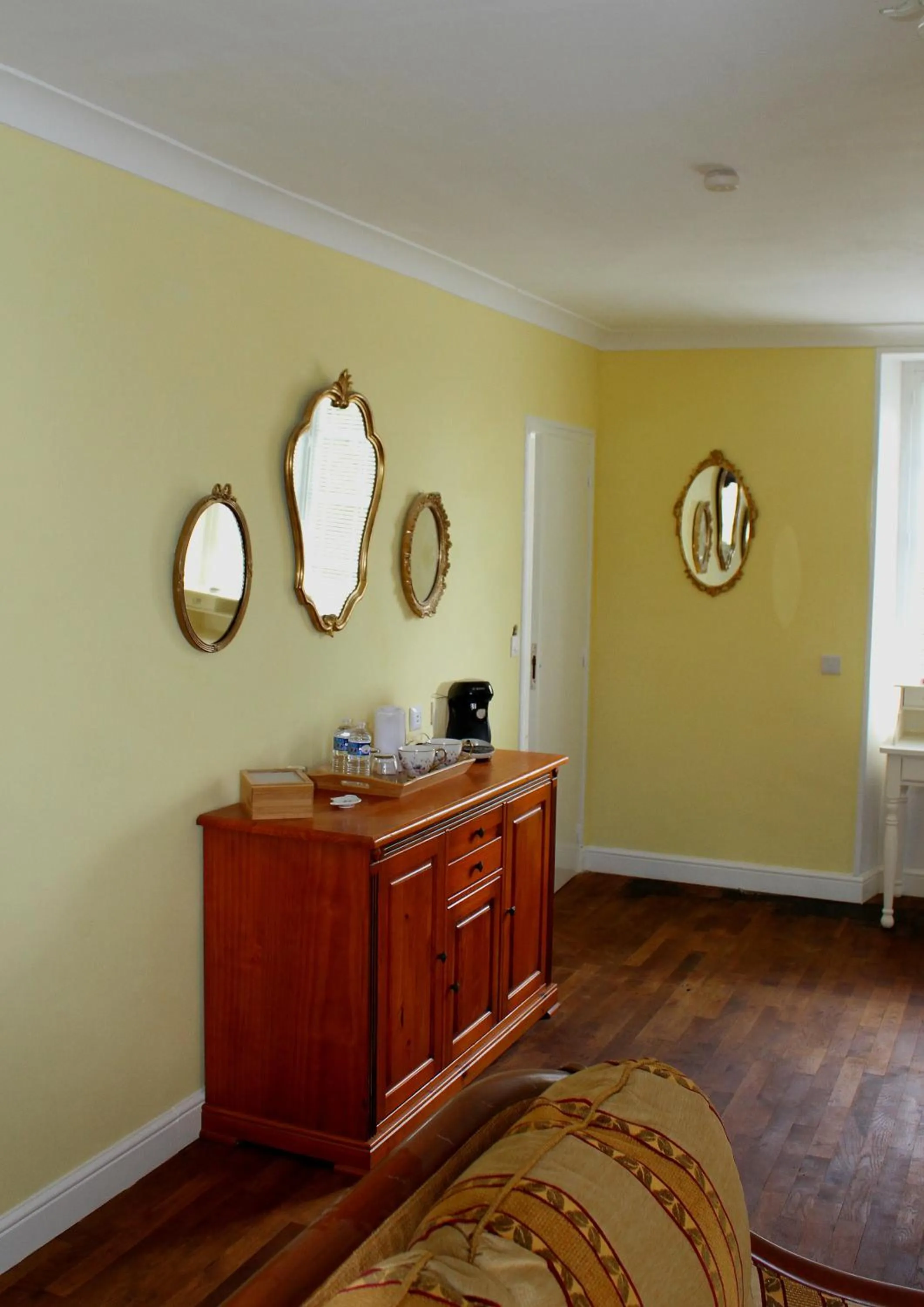 Coffee/tea facilities in Le Potier Jovial