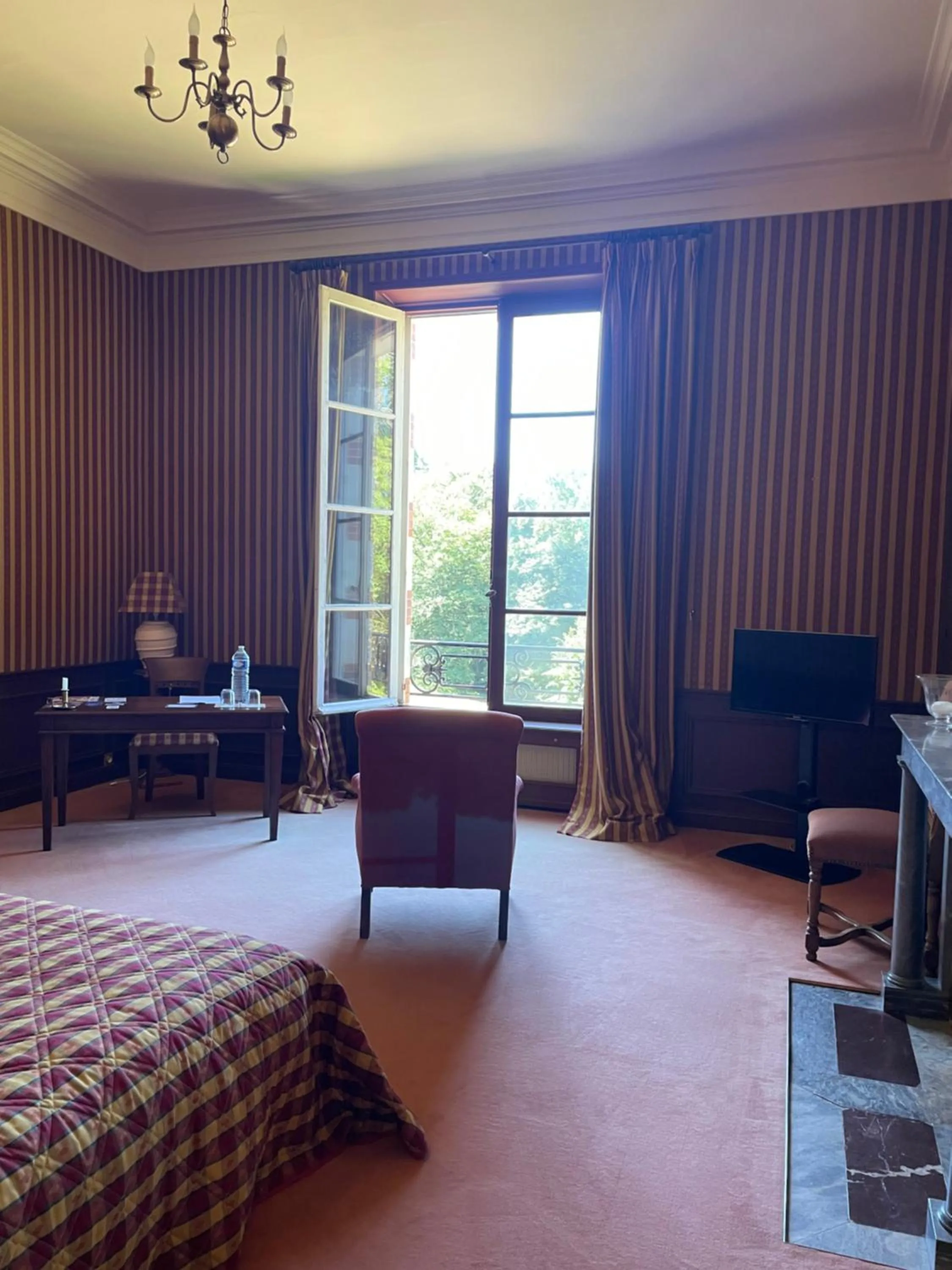 Bed in Château de Praslins