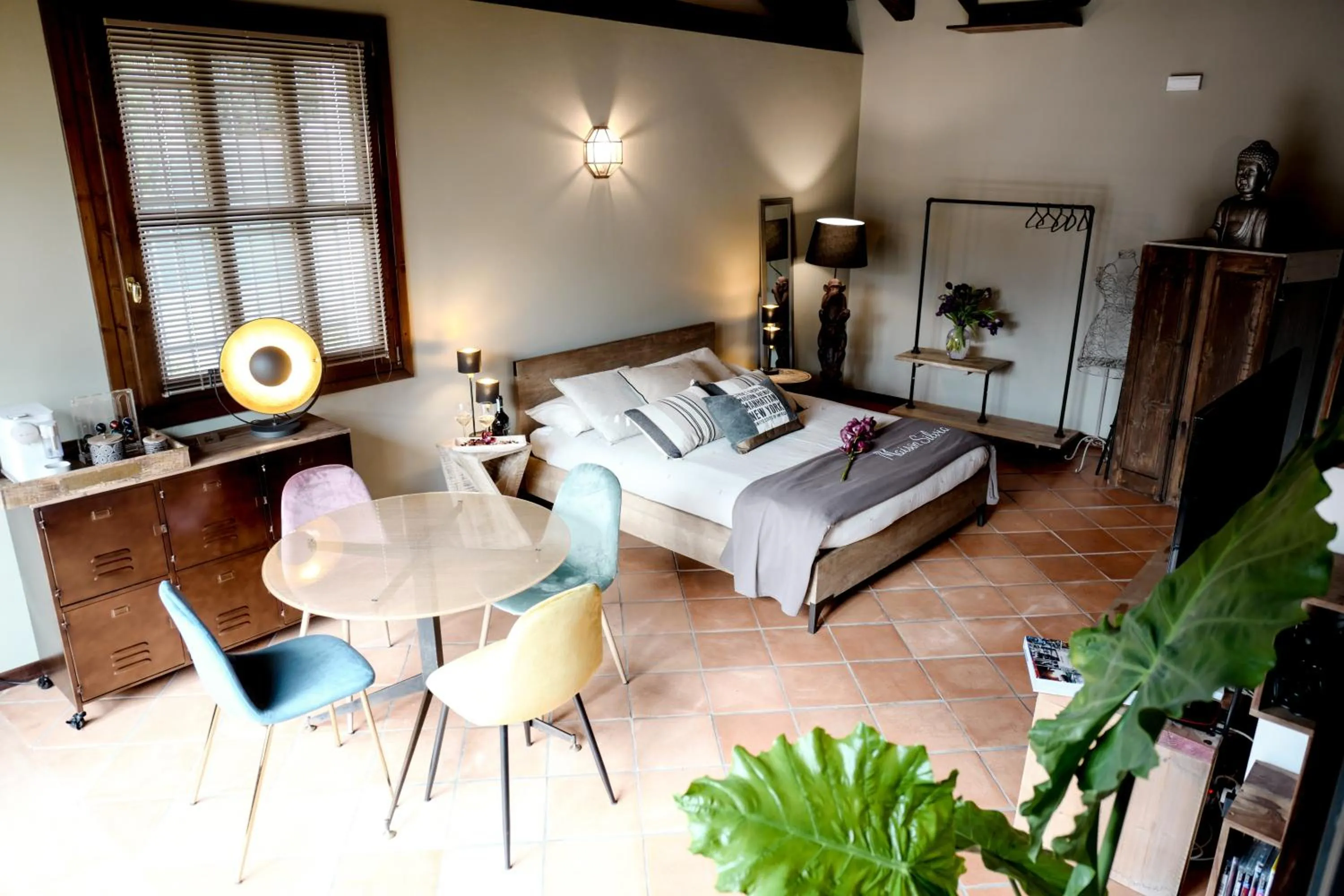 Photo of the whole room, Bed in Maison Silvia