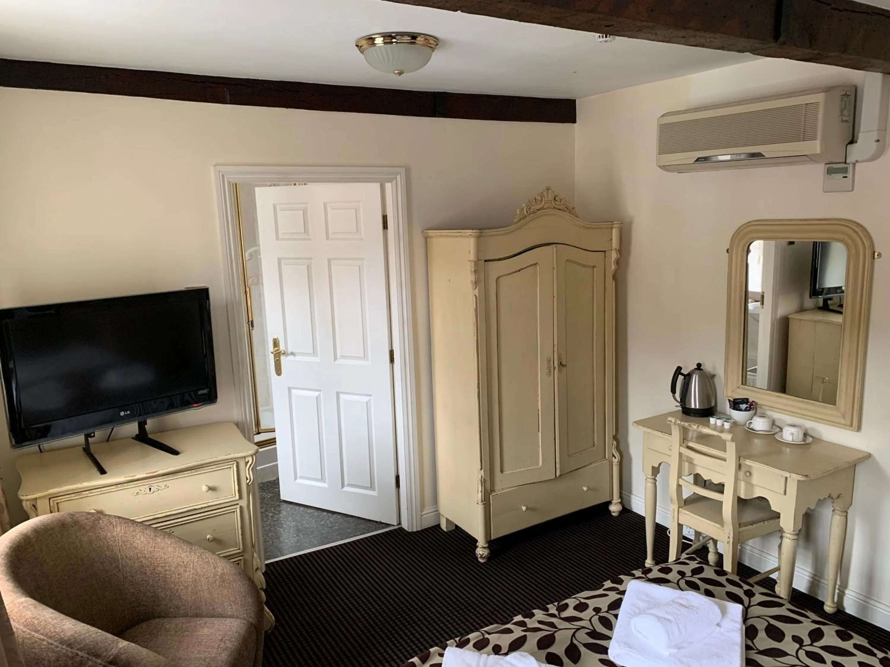 Bedroom in The Silk House
