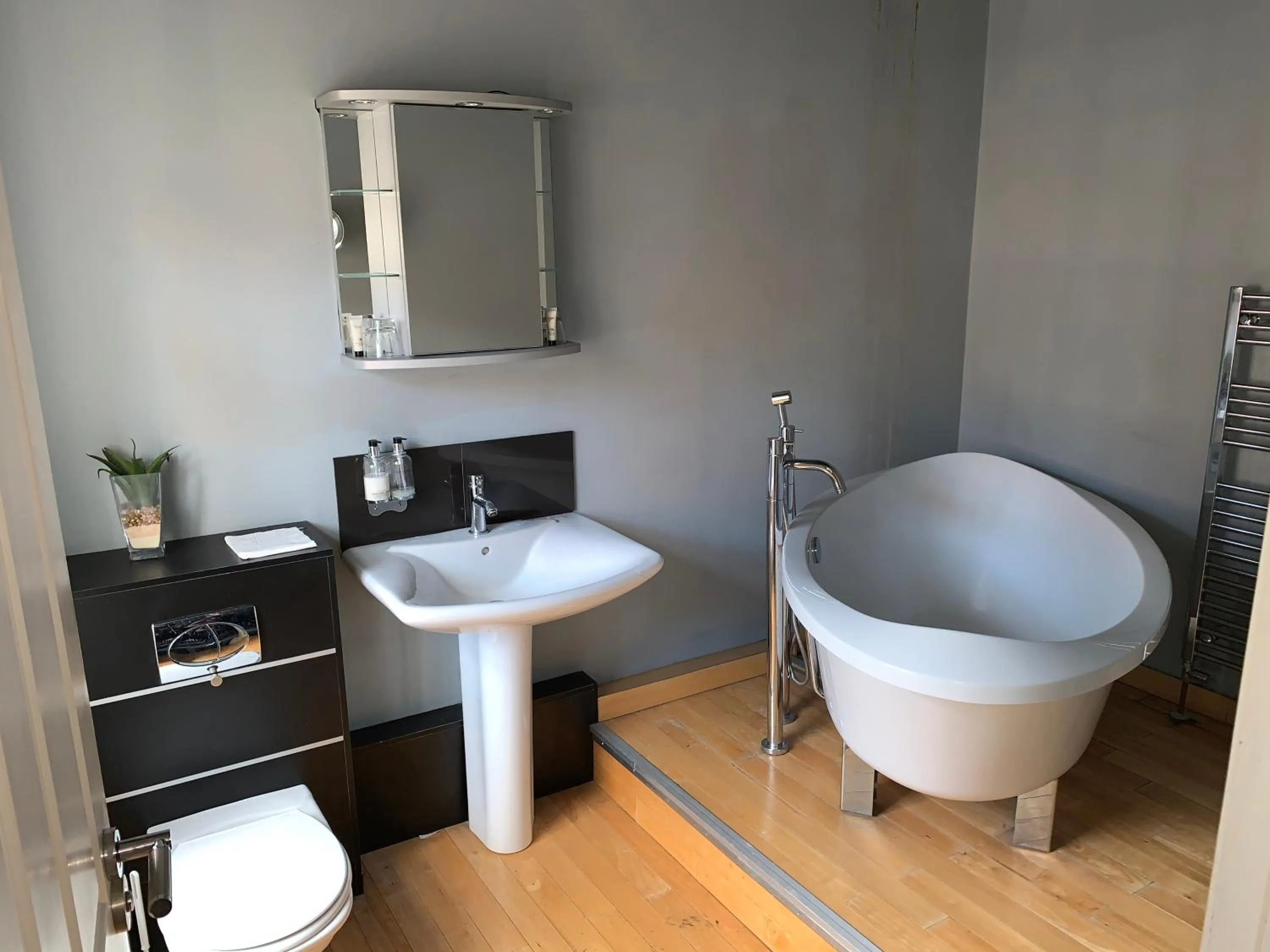 Bathroom in The Silk House