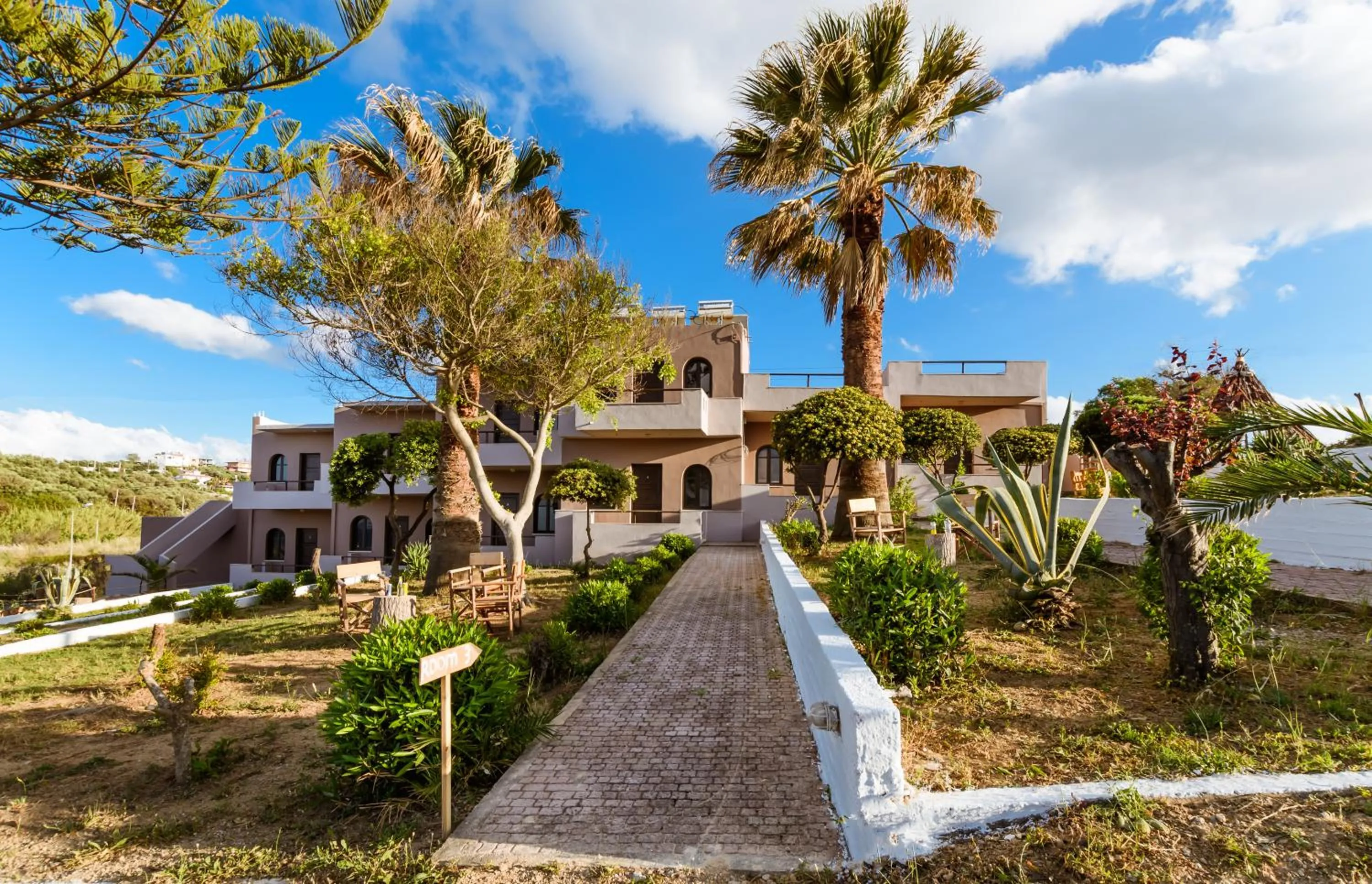 Gregory Village Sea View