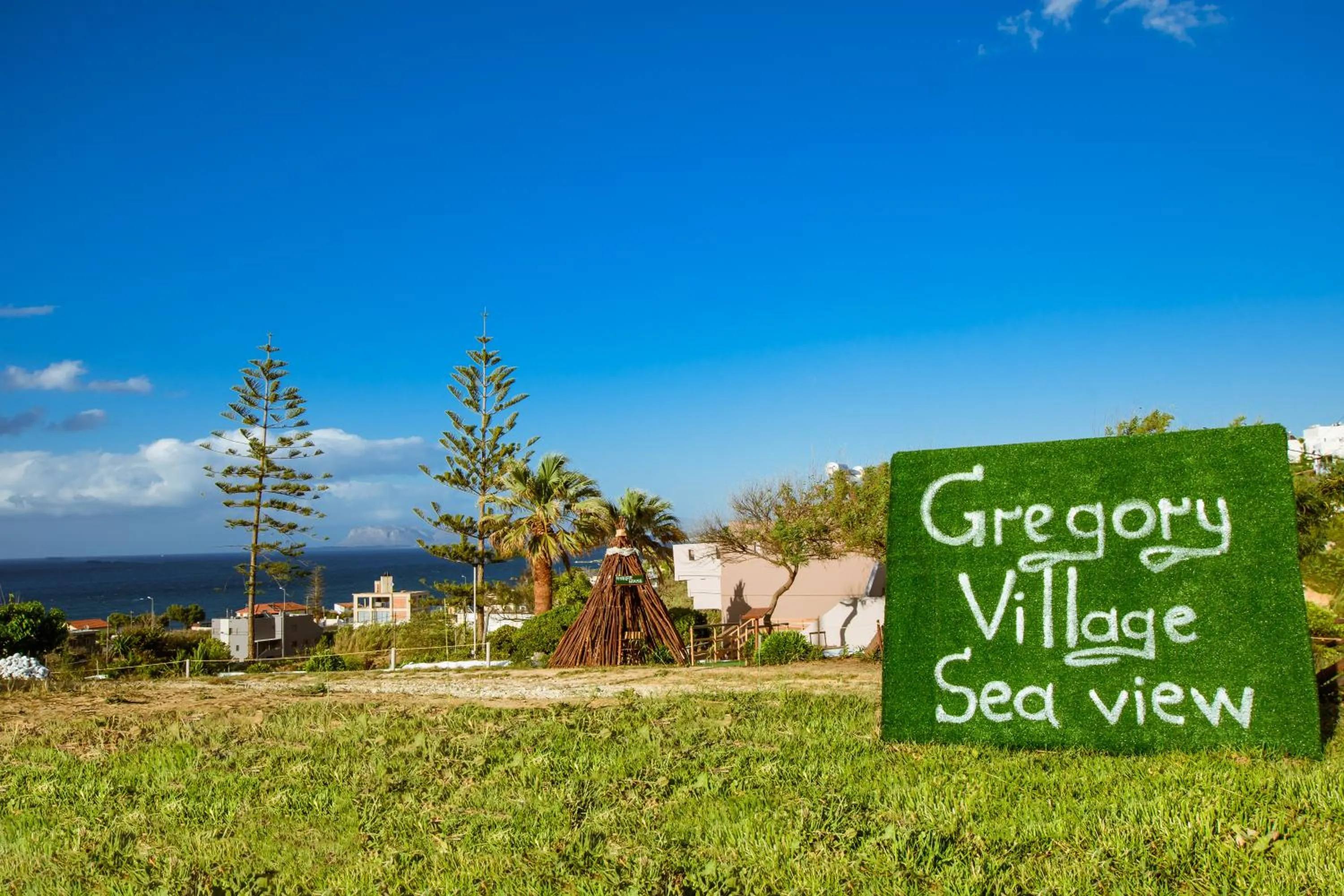 Gregory Village Sea View
