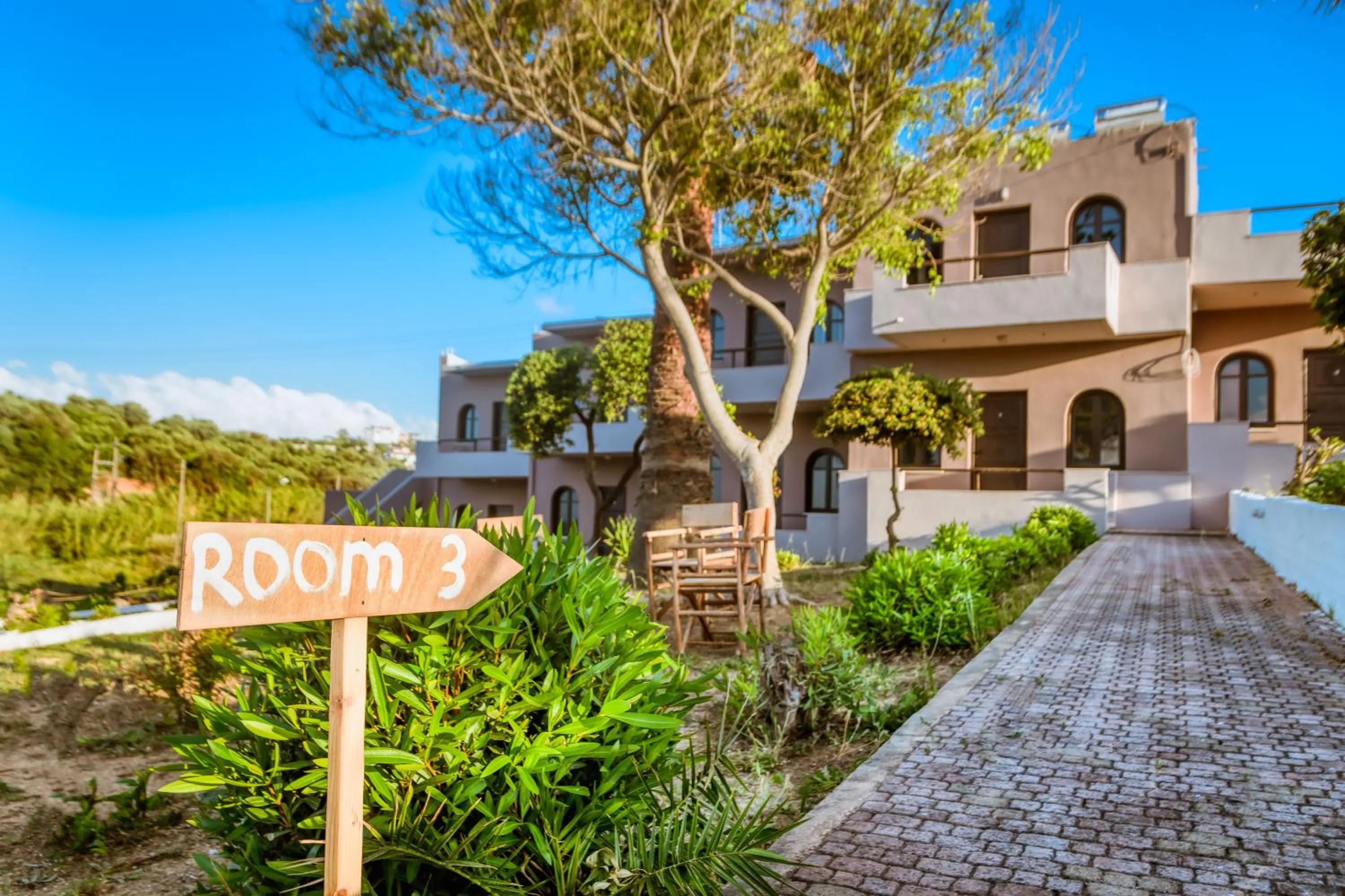 Gregory Village Sea View