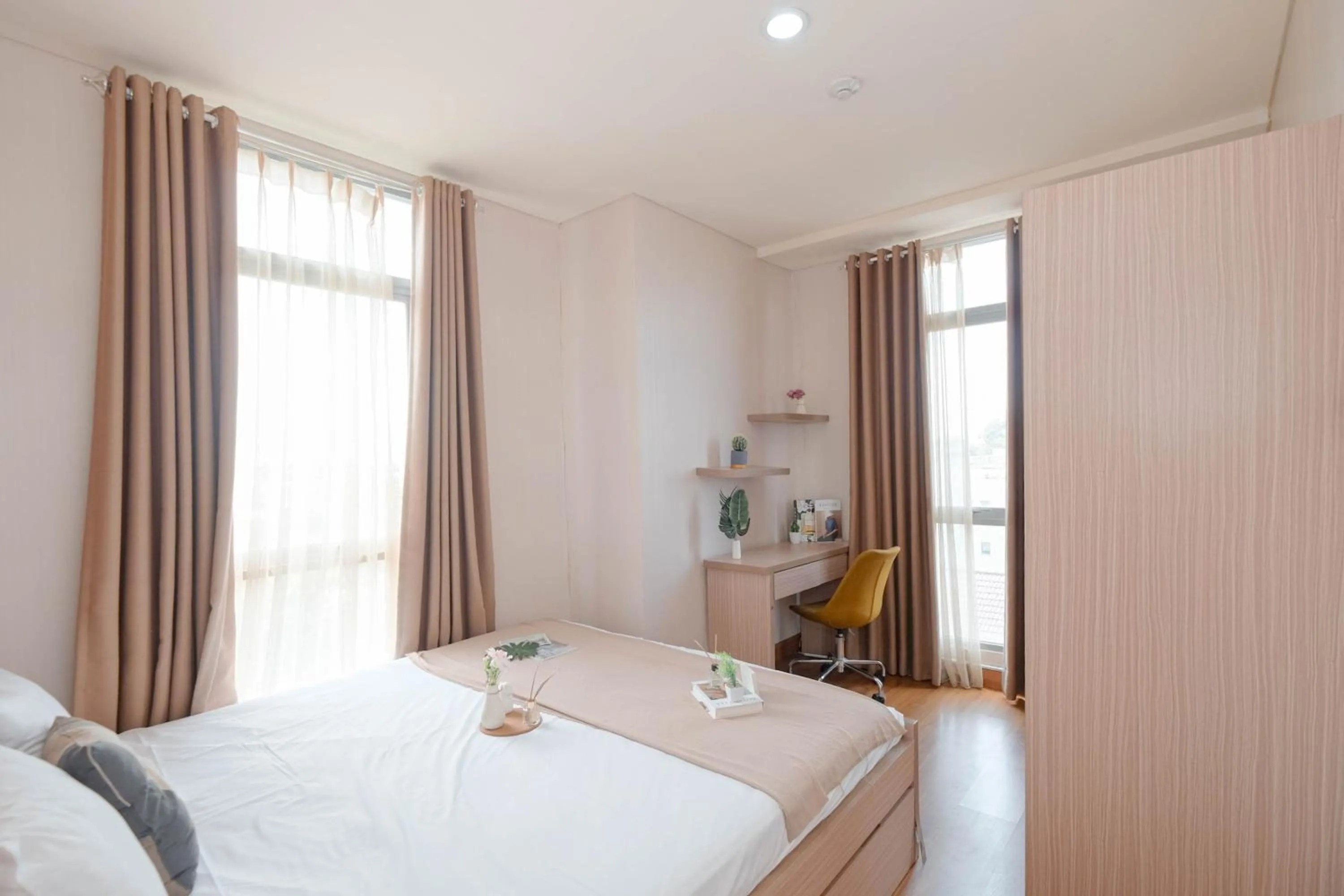 Bed in Fully Furnished 2BR Apartment at Pejaten Park Residence By Travelio