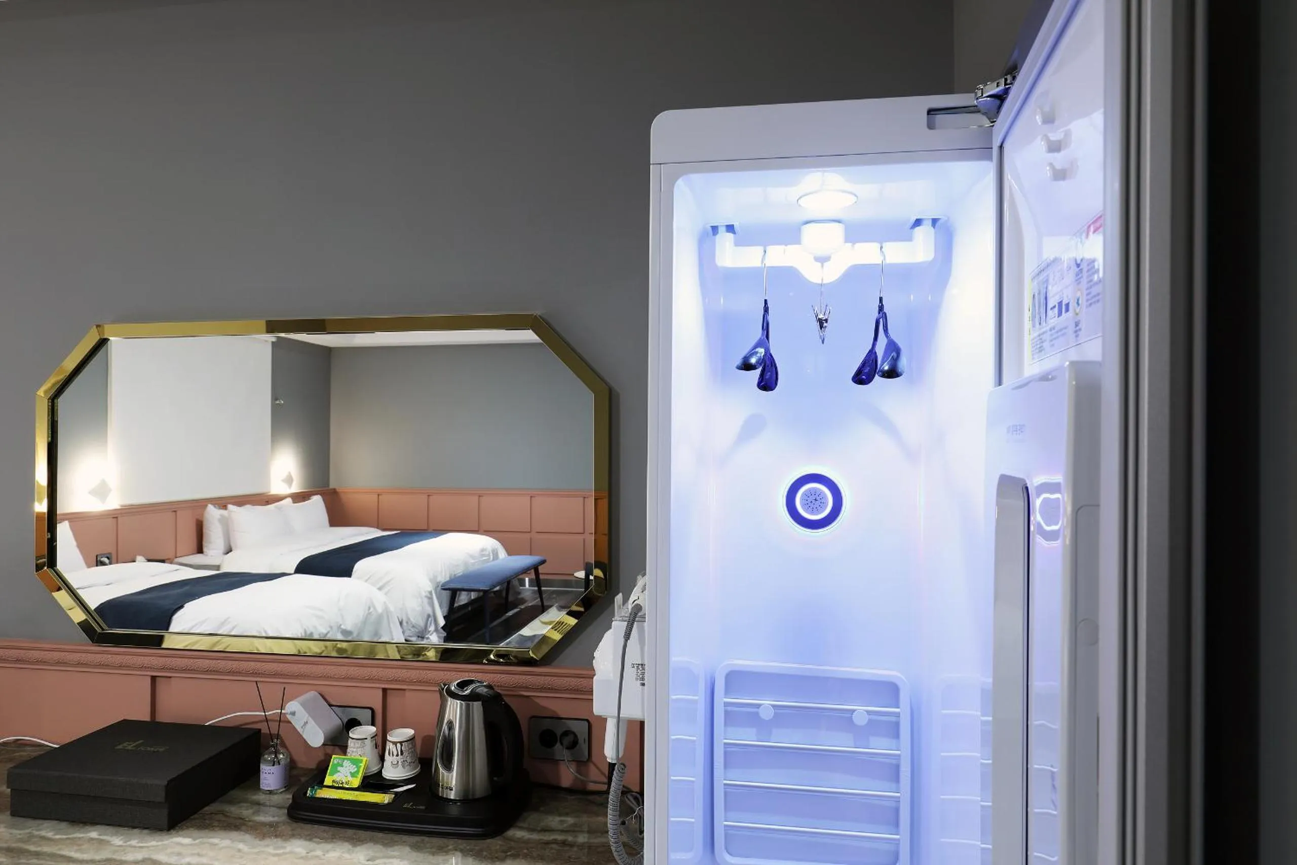 Bed in El Tower Hotel