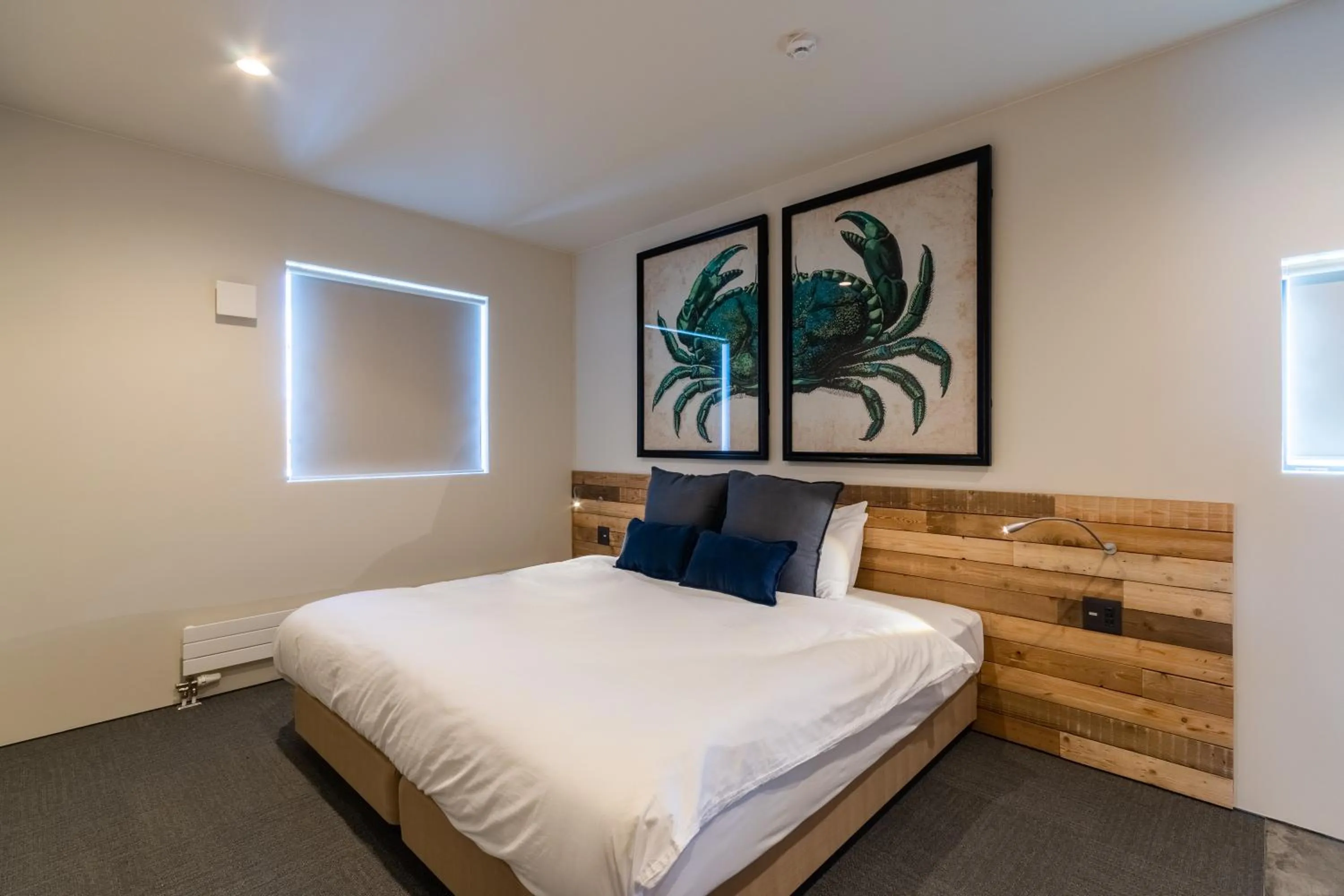 Bedroom, Bed in Foxwood D