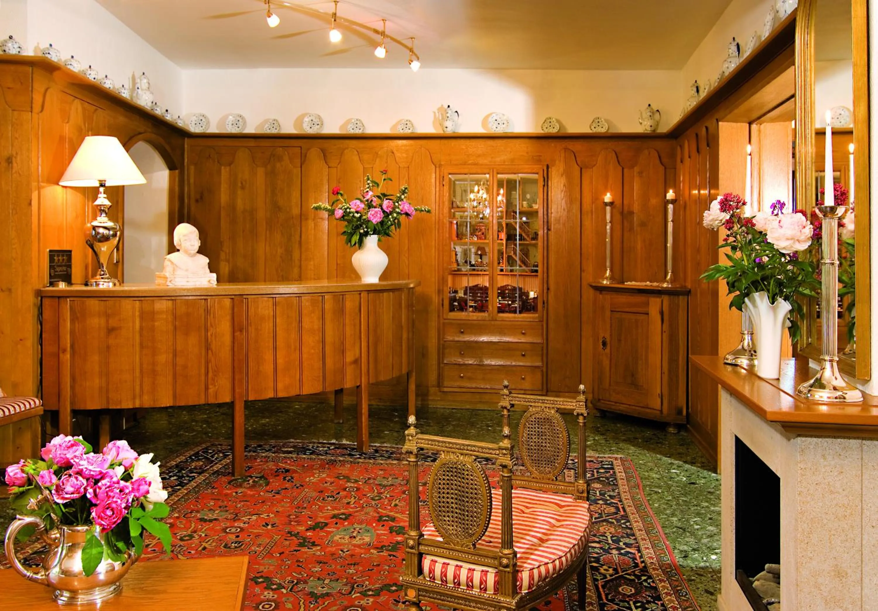 Lobby or reception in Burghotel