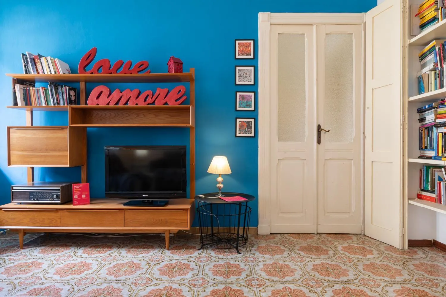 Living room in La Casa dei Colori by Wonderful Italy