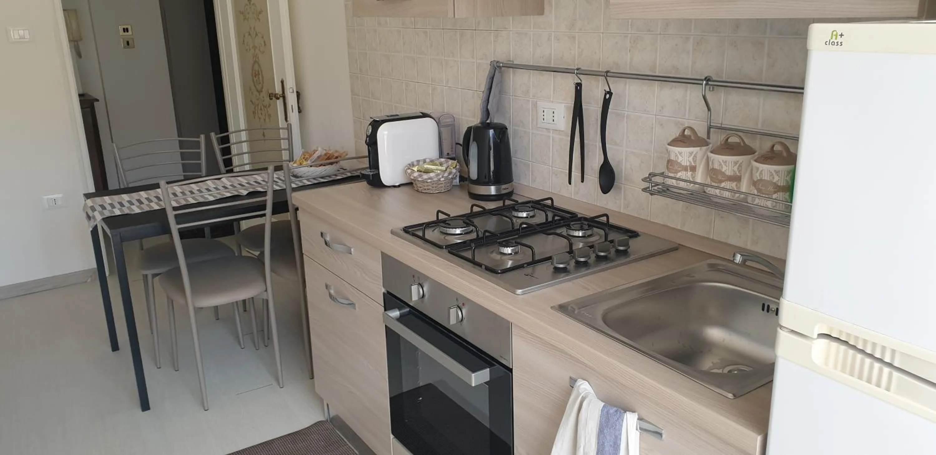 Kitchen or kitchenette, Kitchen/Kitchenette in AMAVERONA APARTMENT