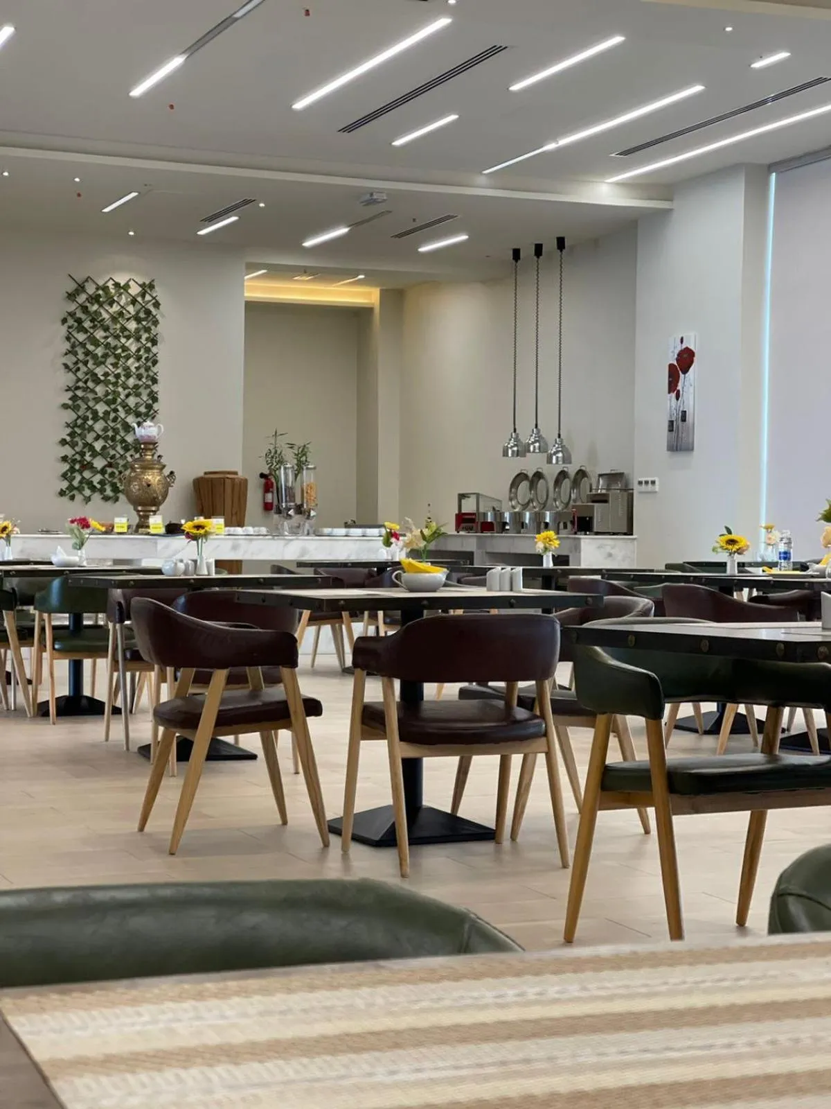 Restaurant/places to eat in Grand Tourist Hotel