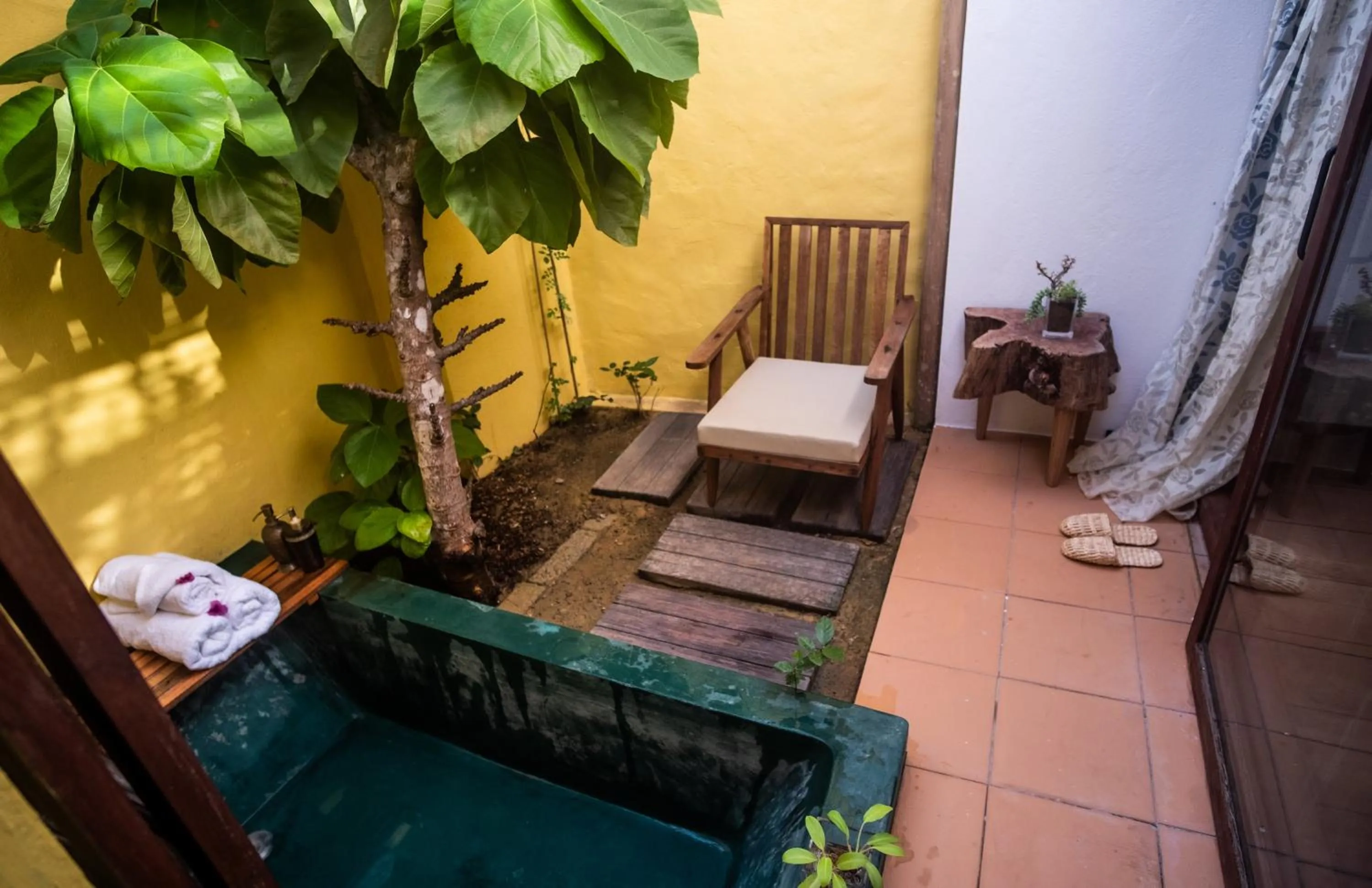 Decorative detail in Leranda Homestay