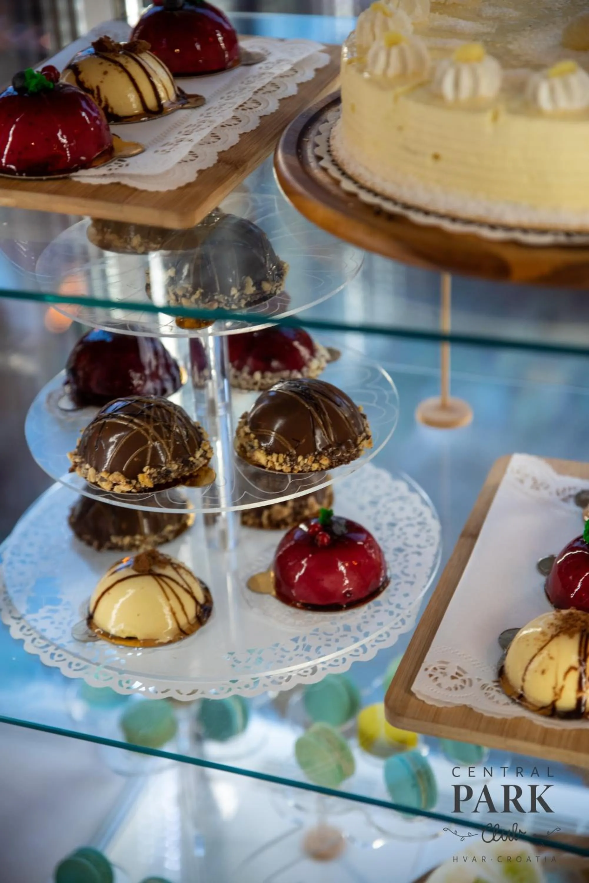 Lounge or bar in Heritage Hotel Park Hvar