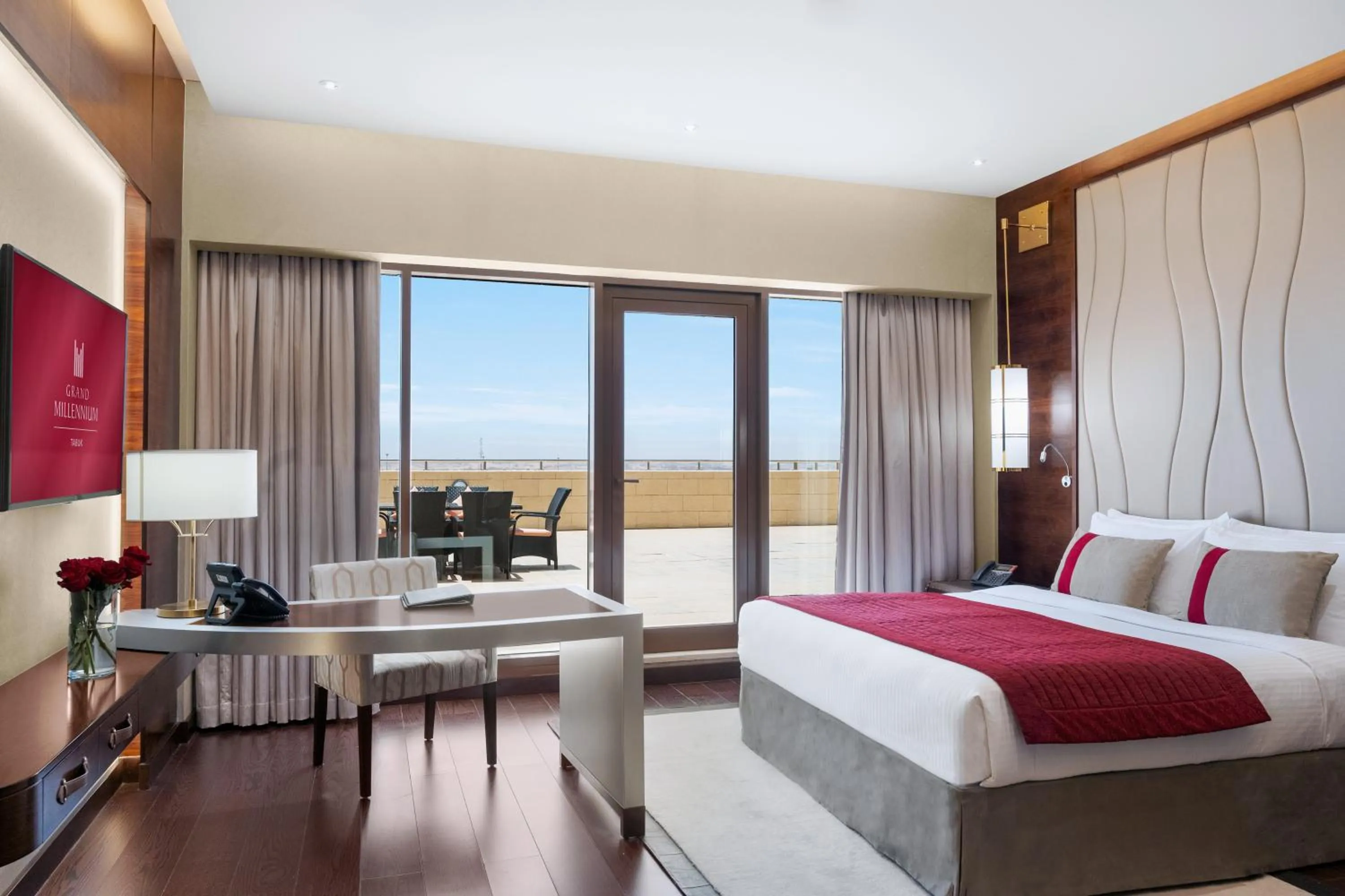 Bedroom, Bed in Grand Millennium Tabuk