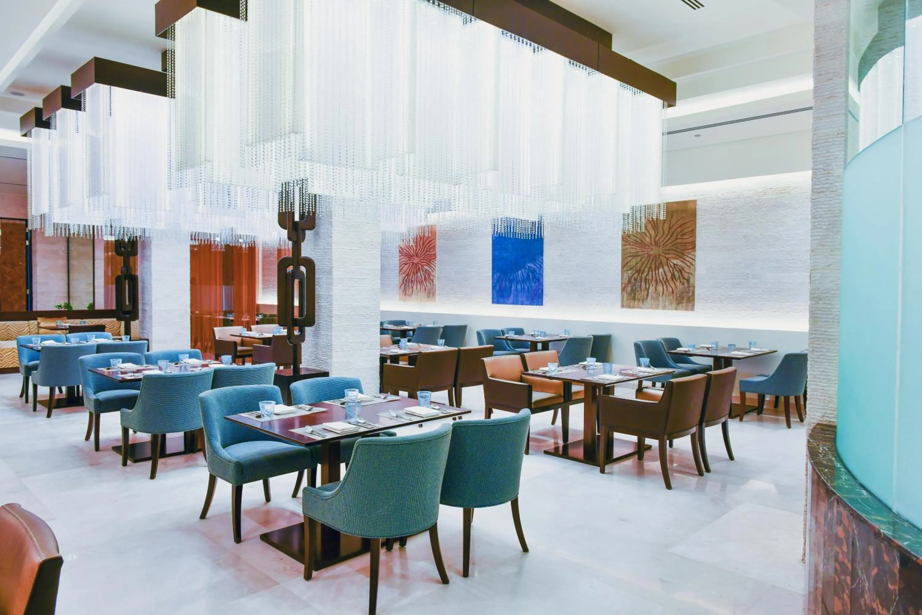 Restaurant/places to eat in Grand Millennium Tabuk