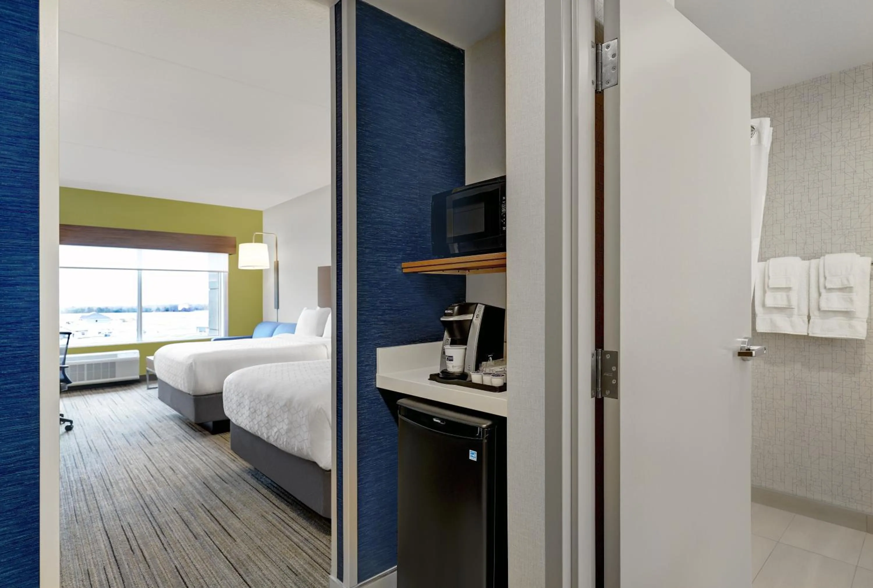 Bed in Holiday Inn Express & Suites - Port Elgin