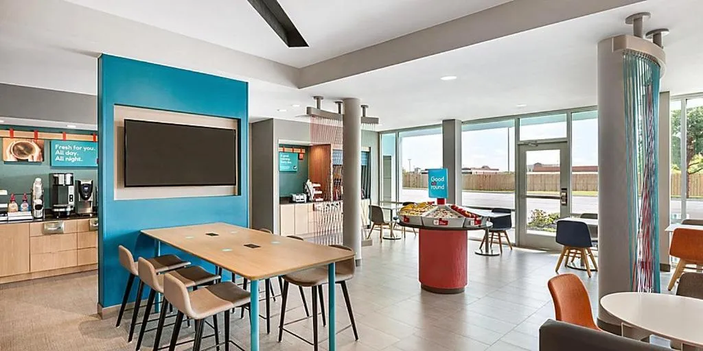 Restaurant/places to eat in avid hotel - Madison - Huntsville West by IHG