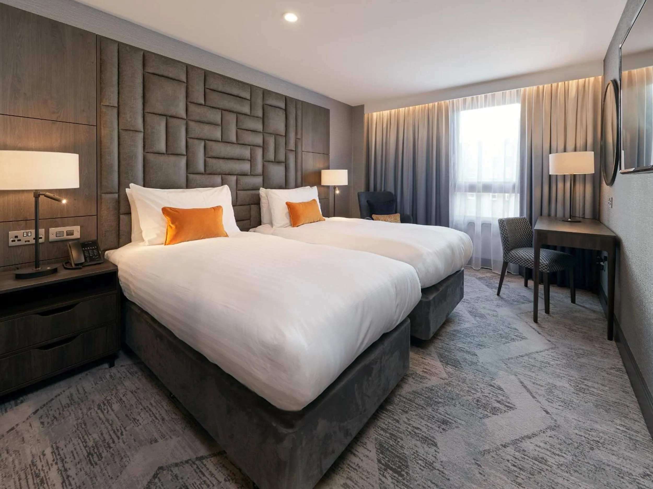 Photo of the whole room, Bed in voco Edinburgh - Haymarket by IHG