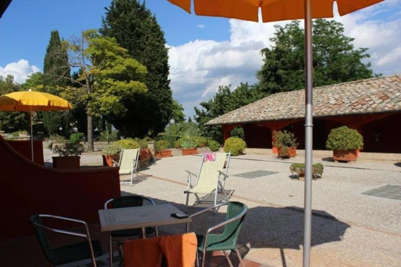 Property building in Casanova - Panoramic Rooms and Suites