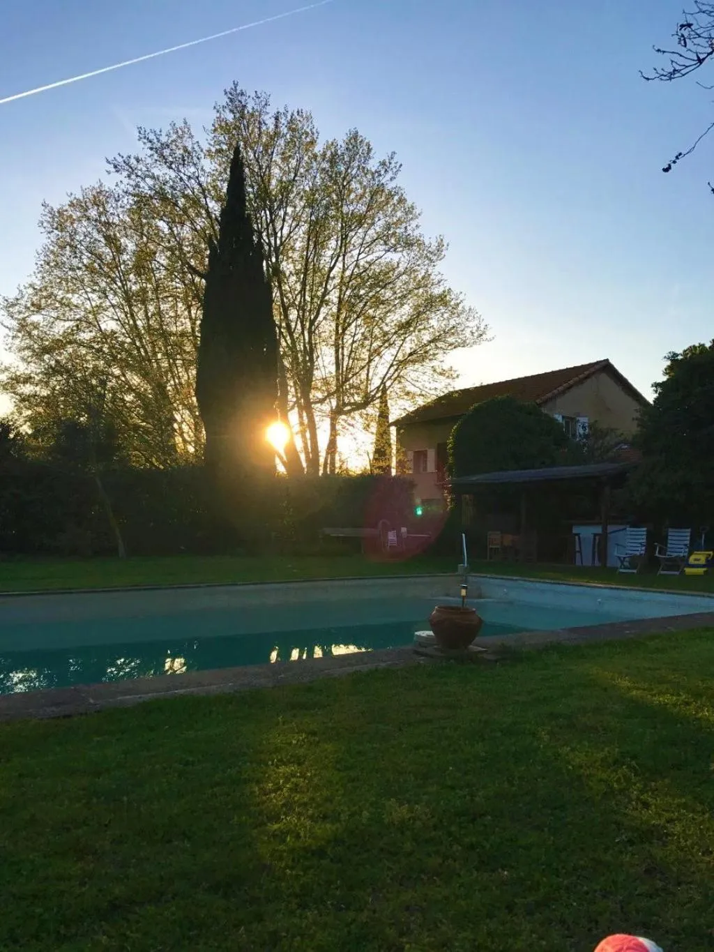 Swimming pool in Embarben Maison d'hôtes