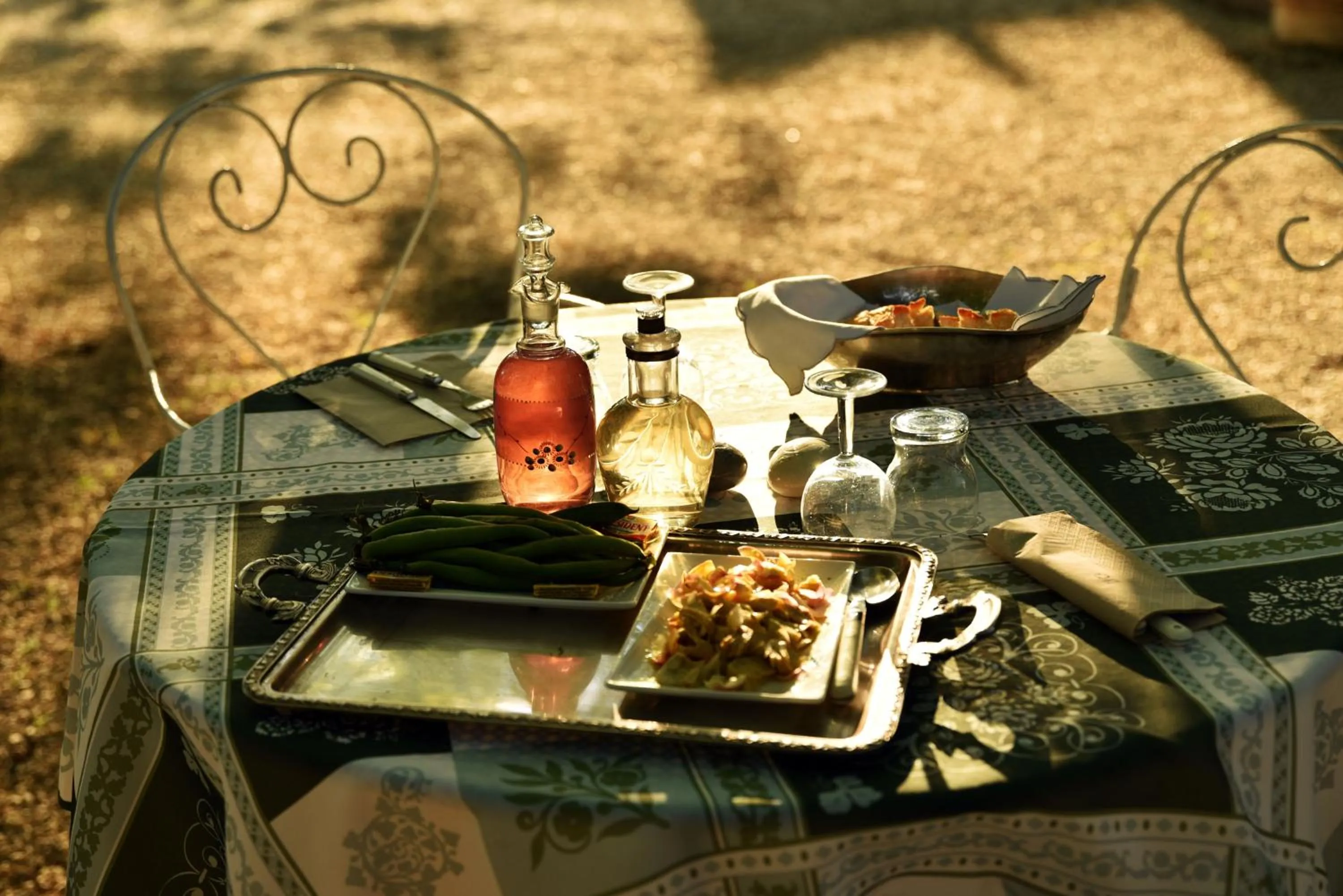 Restaurant/places to eat in Embarben Maison d'hôtes