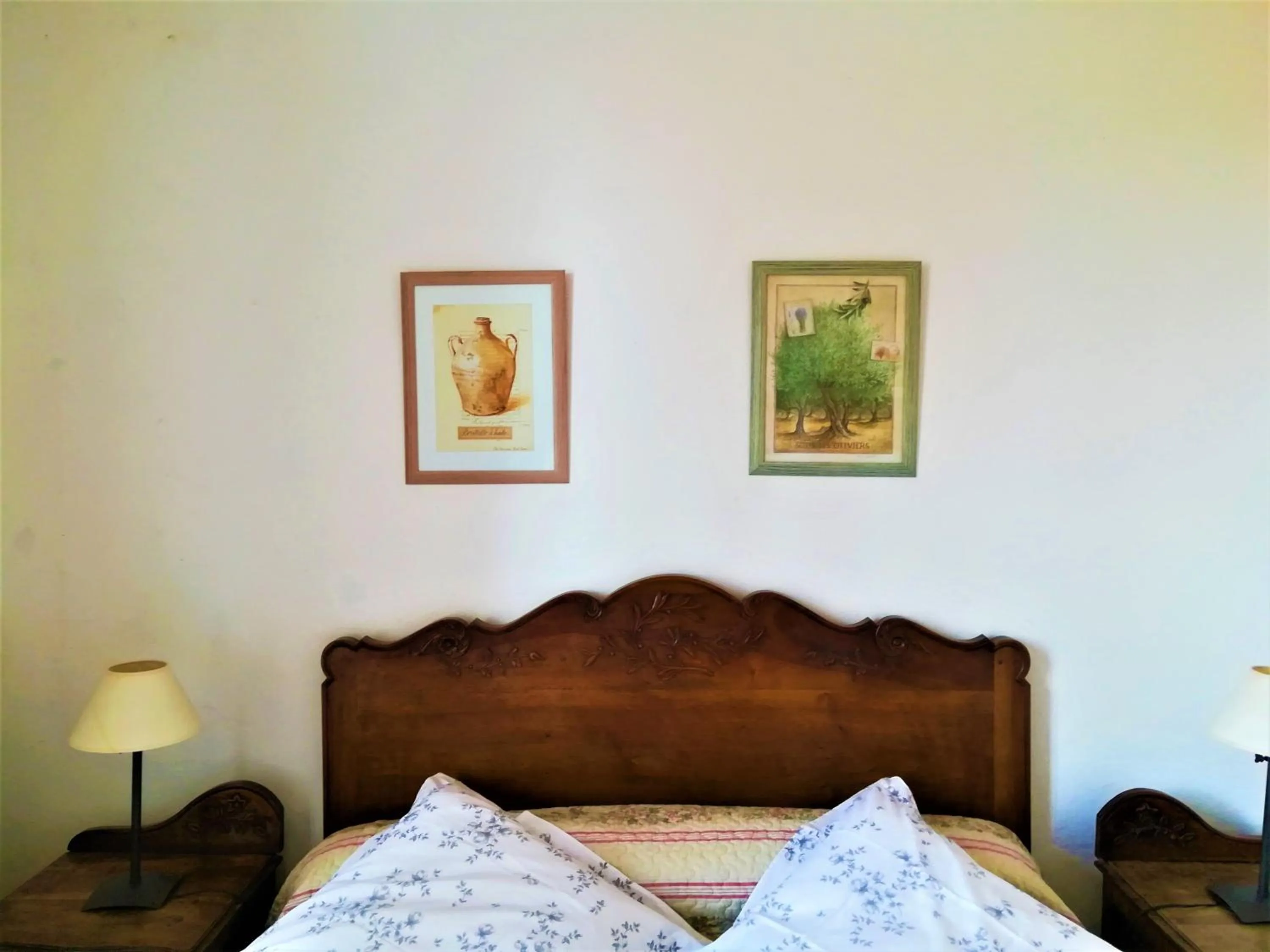 Bed in Embarben Maison d'hôtes