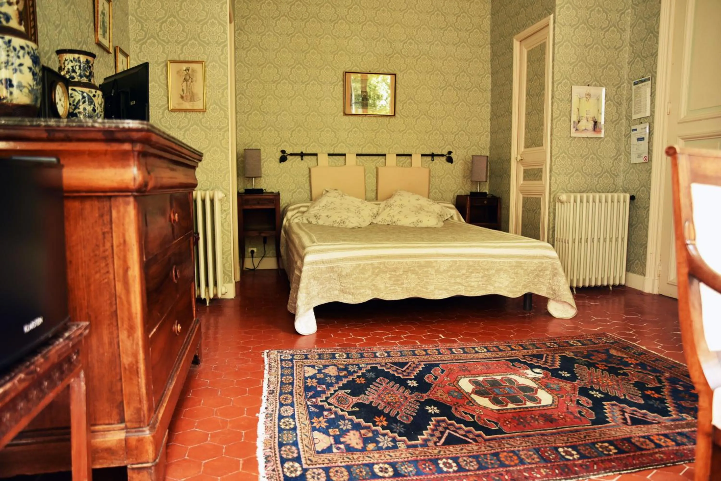 Bed in Embarben Maison d'hôtes