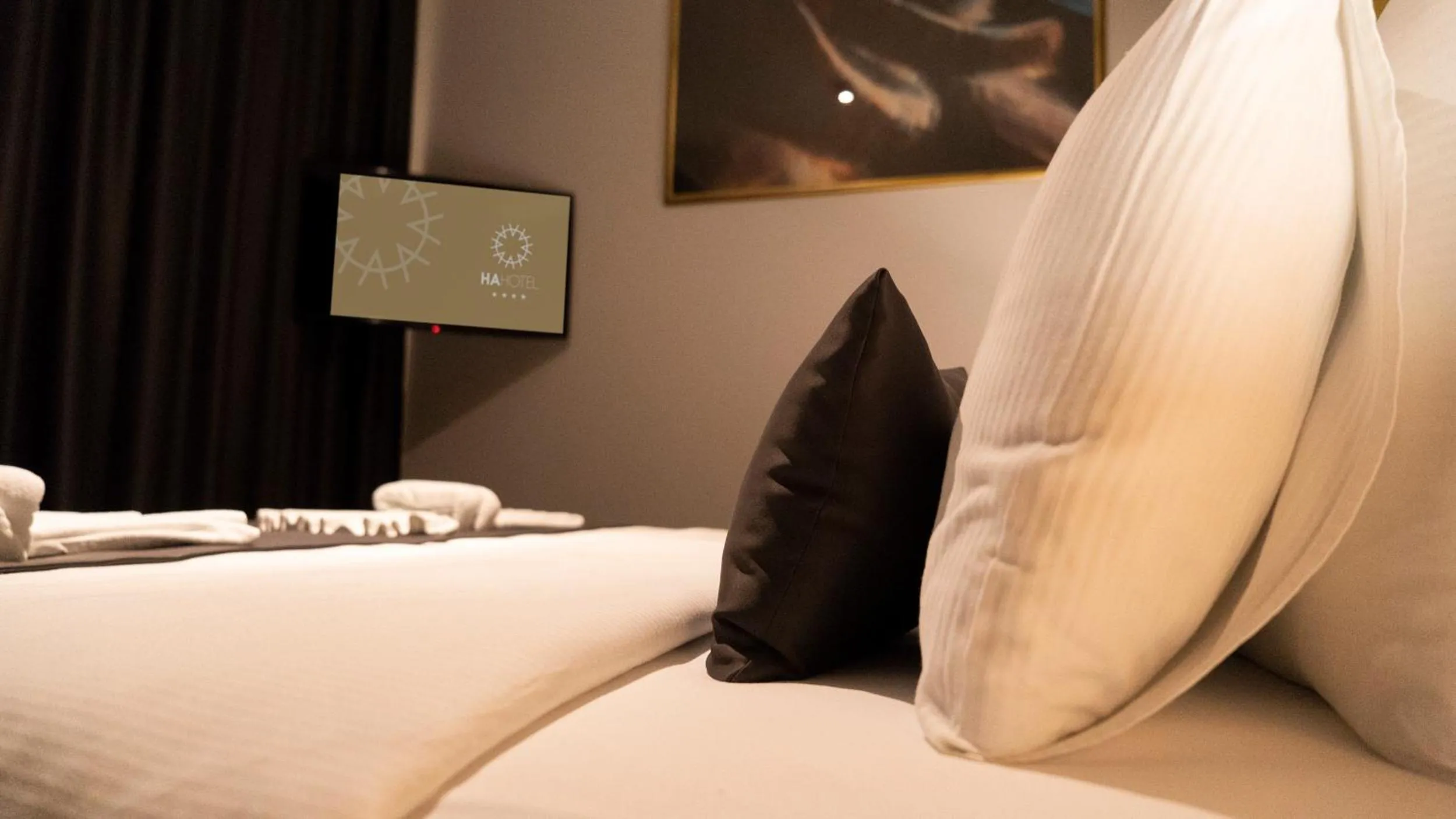 Bed in HA Hotel Mostar