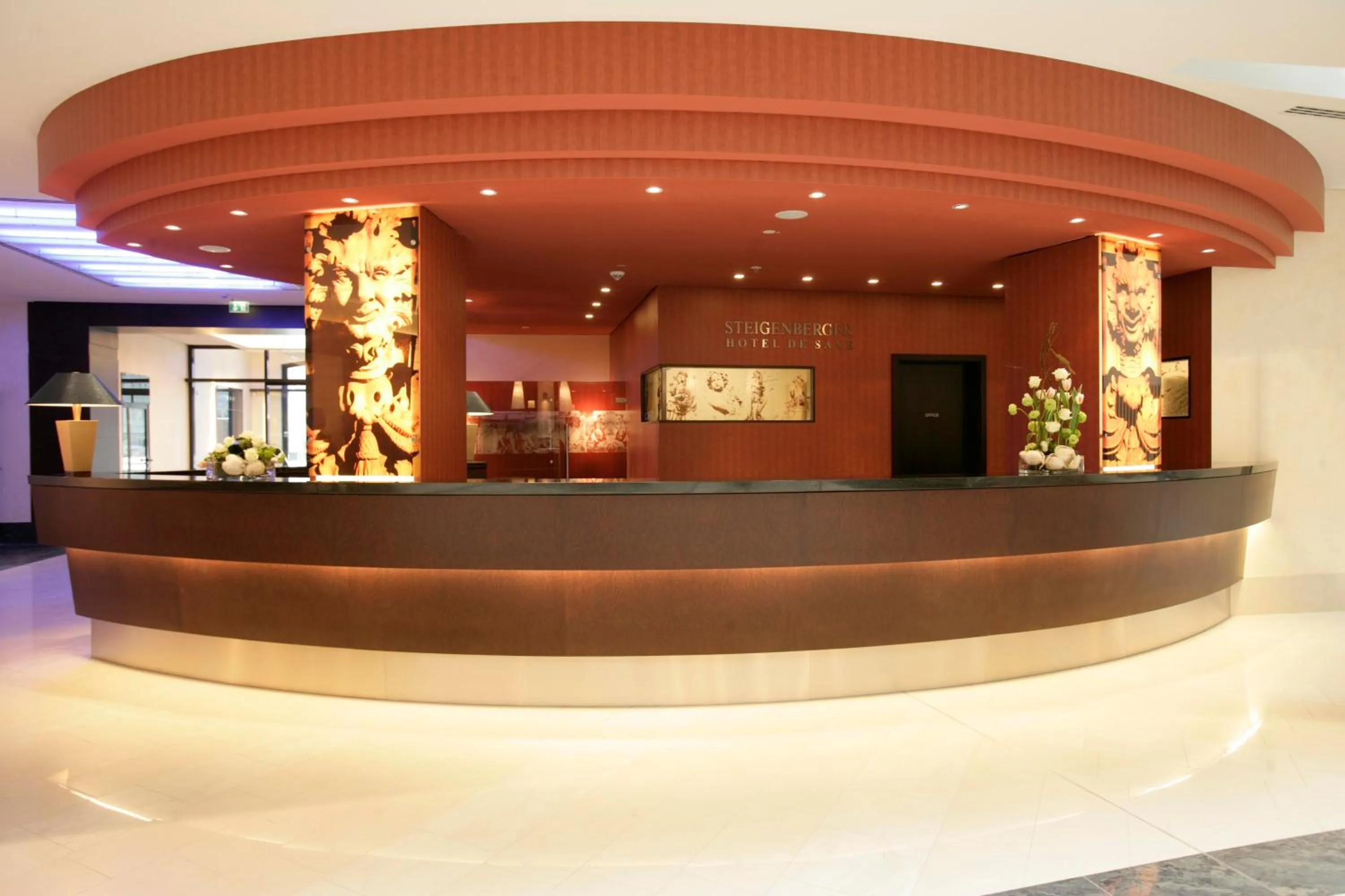 Restaurant/places to eat in Steigenberger Hotel de Saxe