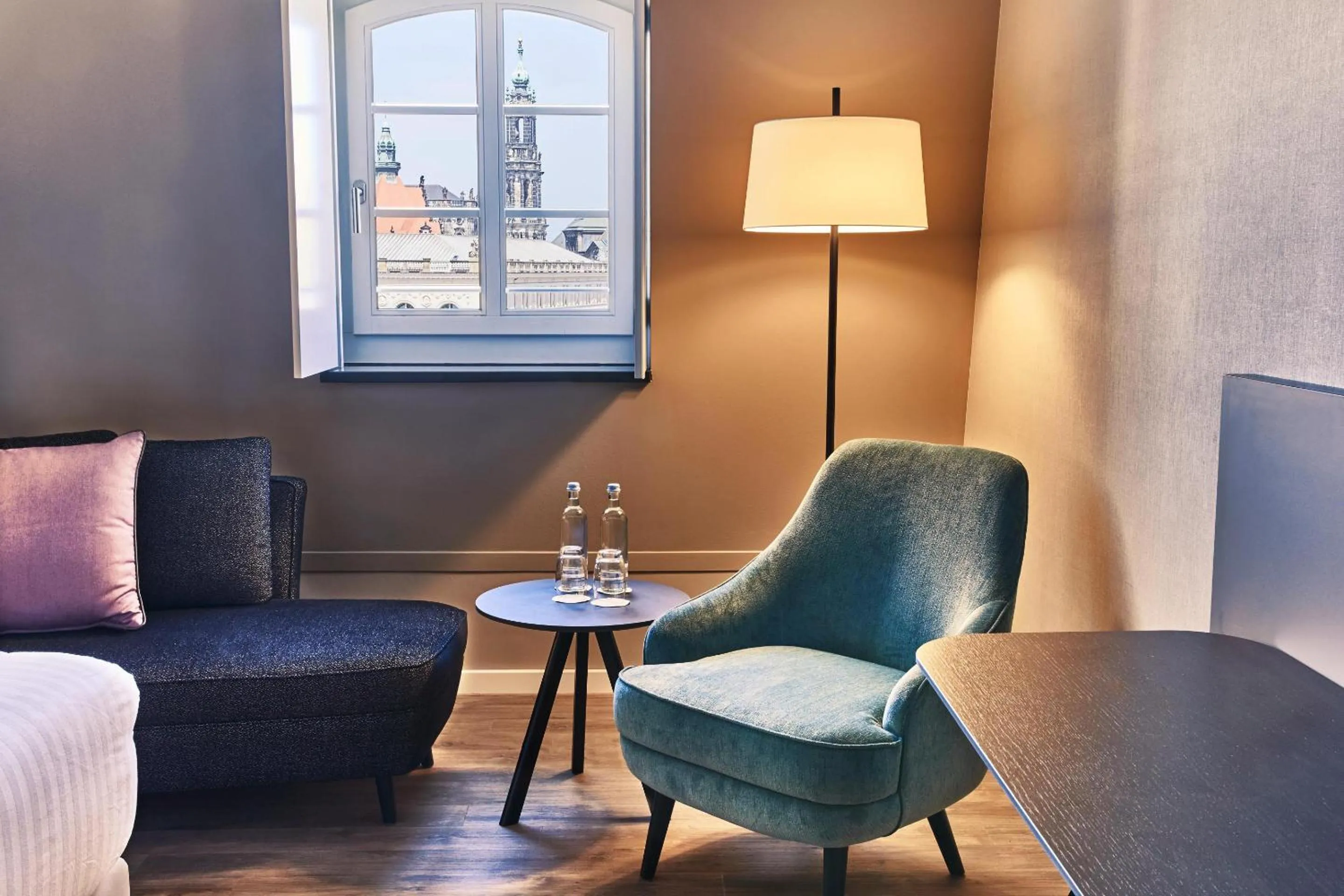 Photo of the whole room in Steigenberger Hotel de Saxe