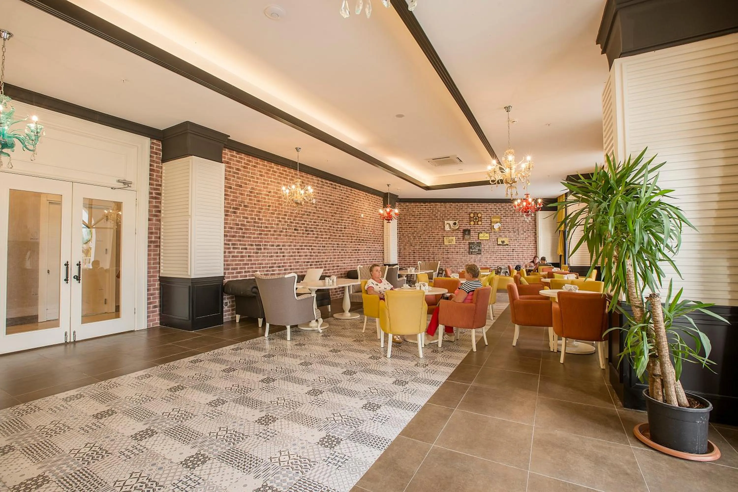 Restaurant/places to eat in J'adore Deluxe Hotel & Spa Ultra All Inclusive