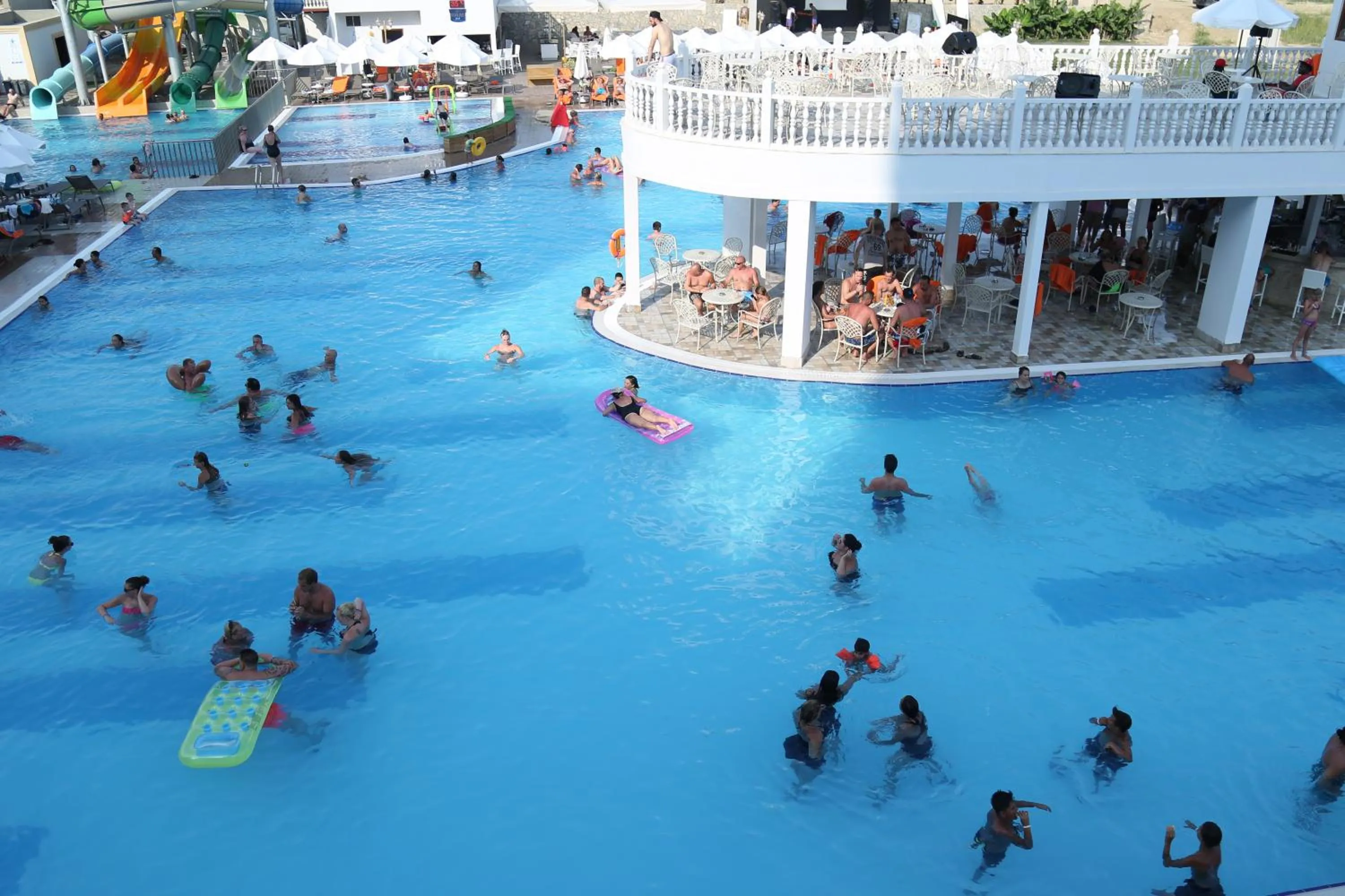 Day in J'adore Deluxe Hotel & Spa Ultra All Inclusive